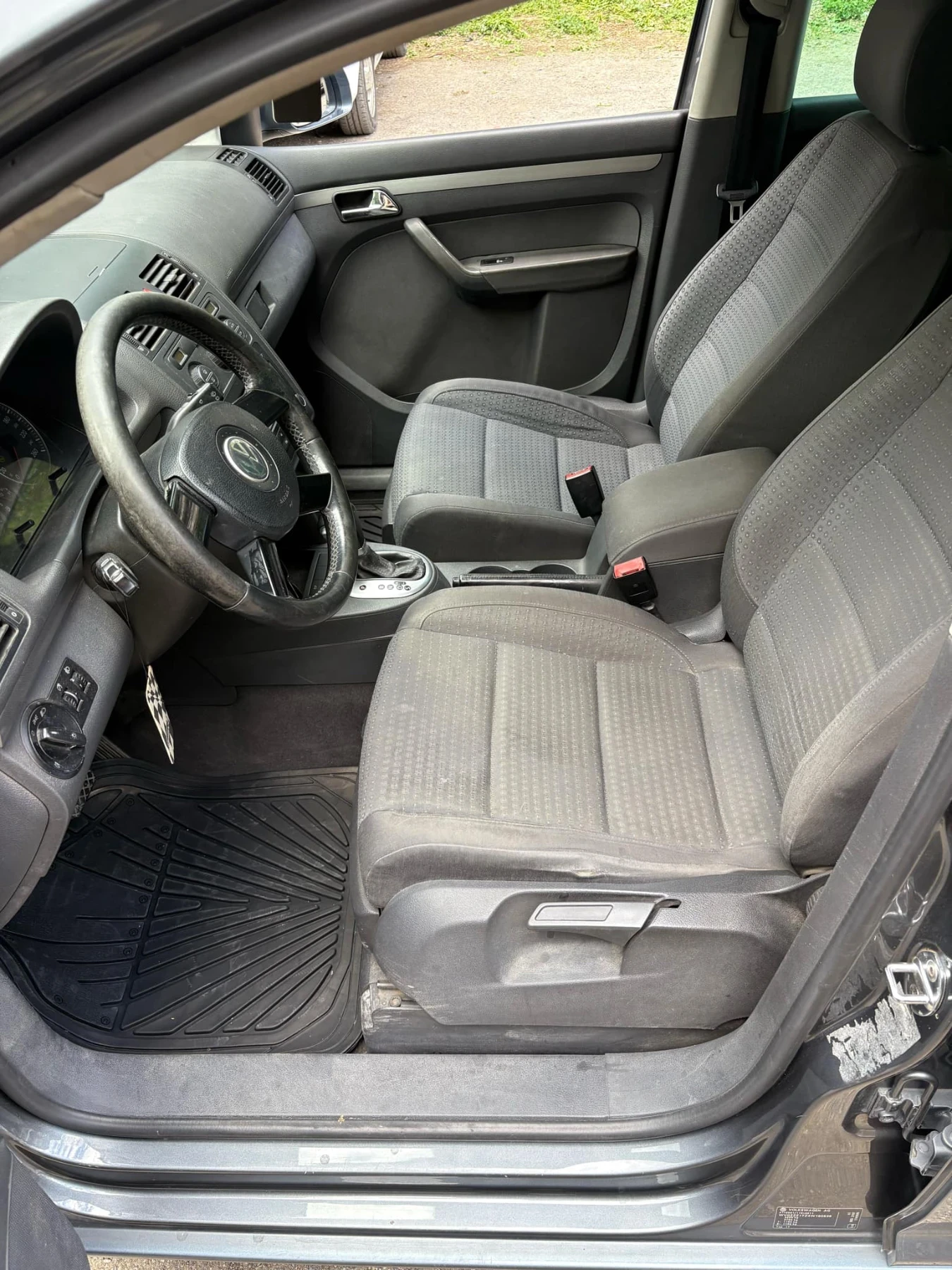 VW Touran  - изображение 8