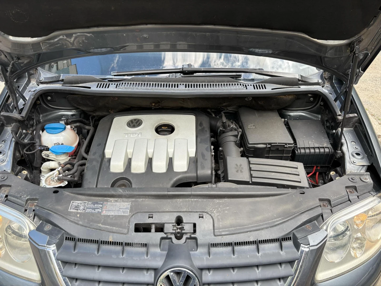 VW Touran  - изображение 5