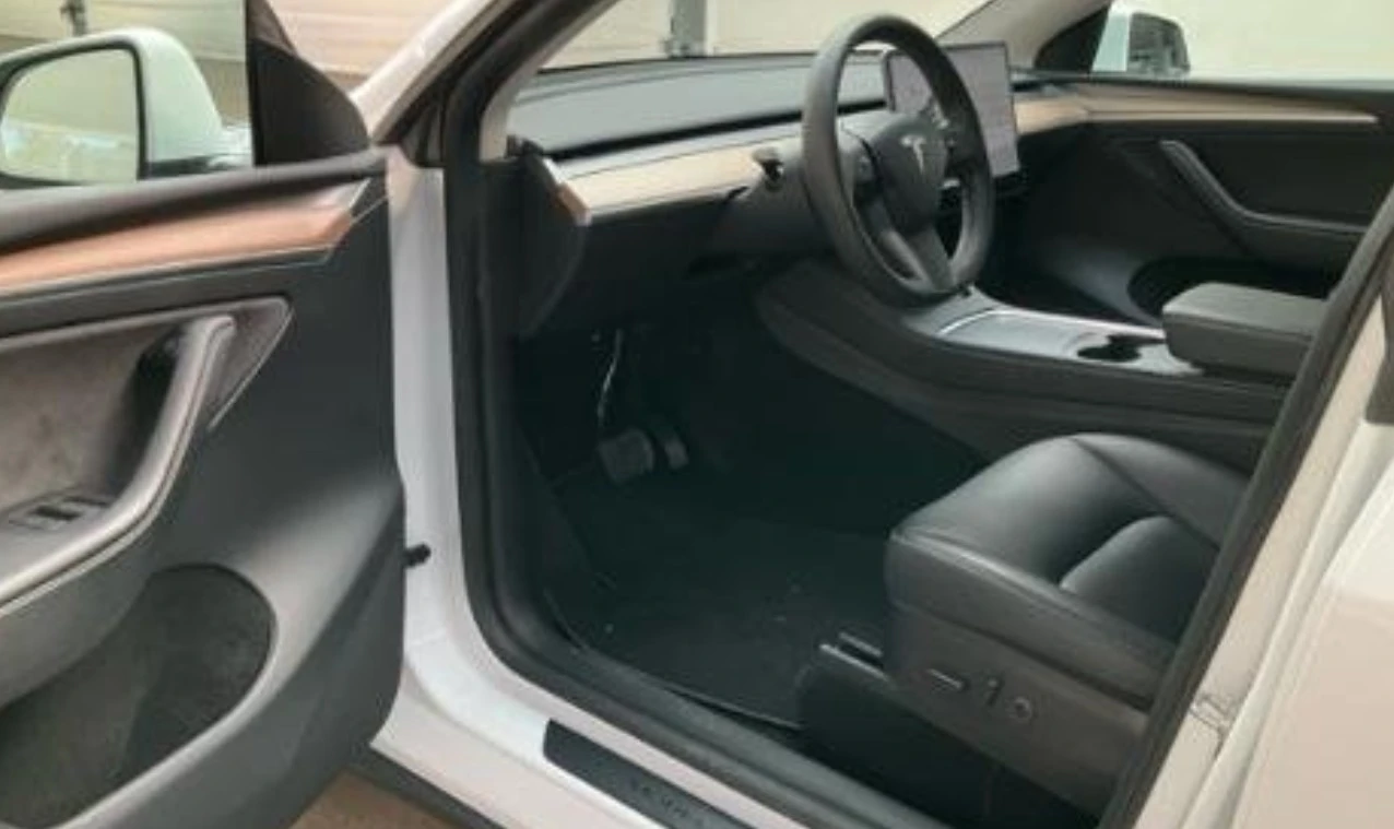 Tesla Model Y Long range, 4x4  Гаранция - изображение 7