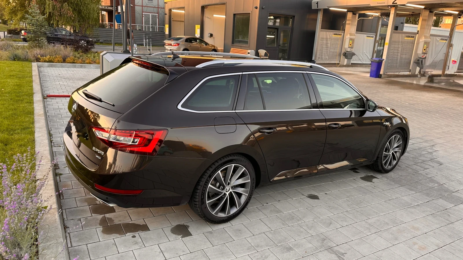 Skoda Superb L&K 2.0 TSI, 280 к.с.     Двигател на 32000 км! - изображение 6