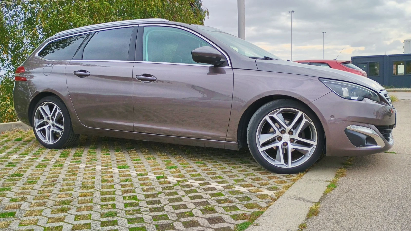 Peugeot 308 SW Allure/ 1.6 BlueHDI/ AUTOMAT/ 2015/ EURO 6 - изображение 8