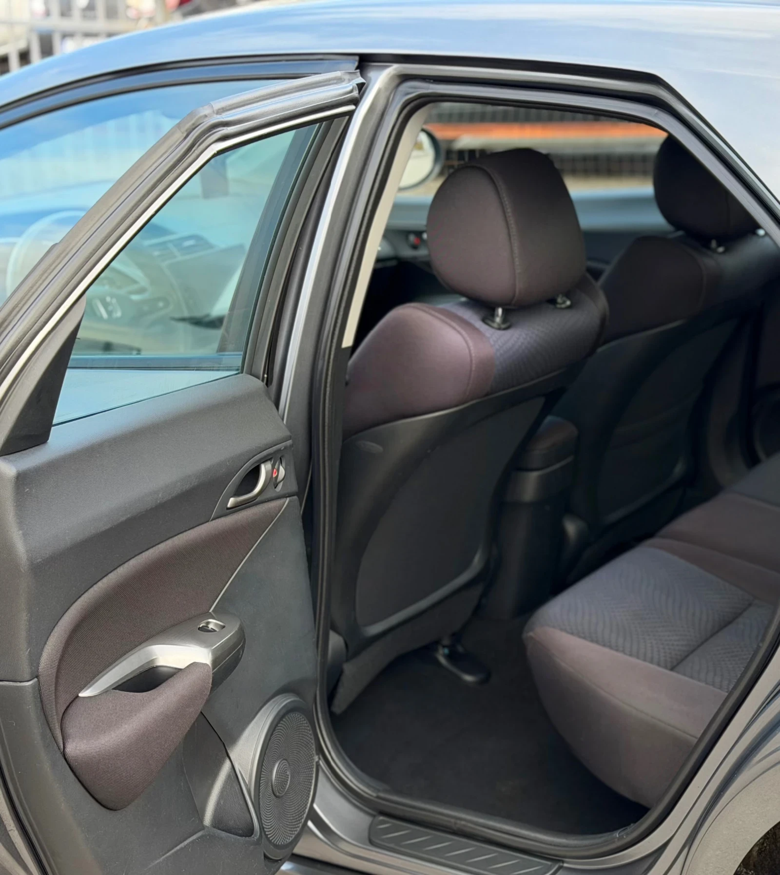Honda Civic 1.8i Automatic Navi Face158хил км Сервизна История | Mobile.bg — изображение 10