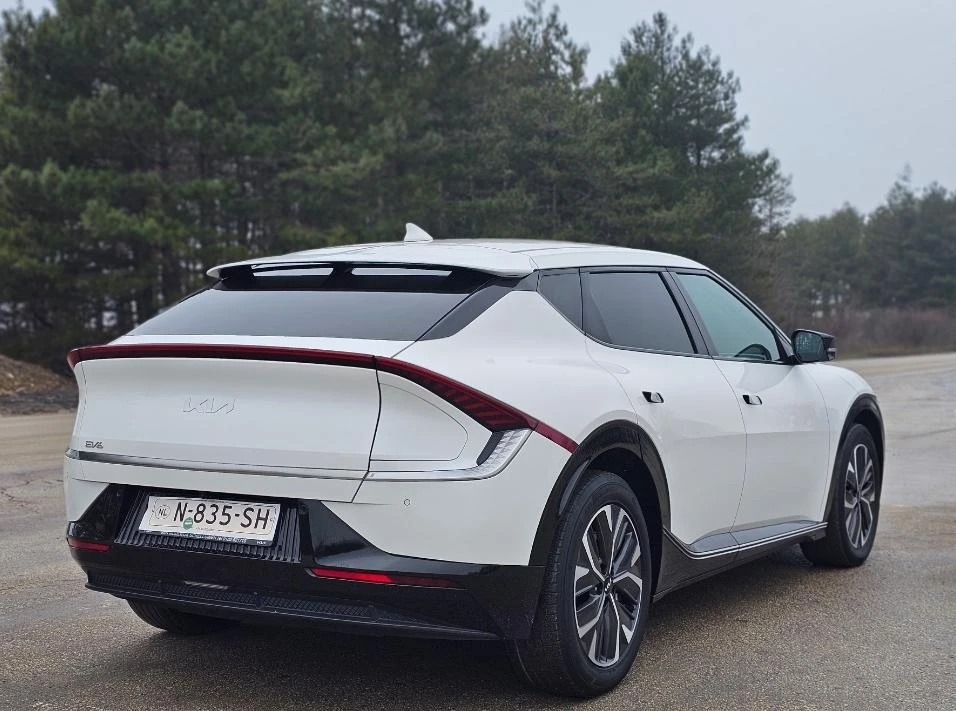 Kia EV6 Перфектна 77 КВ Голямата Батерия - изображение 7