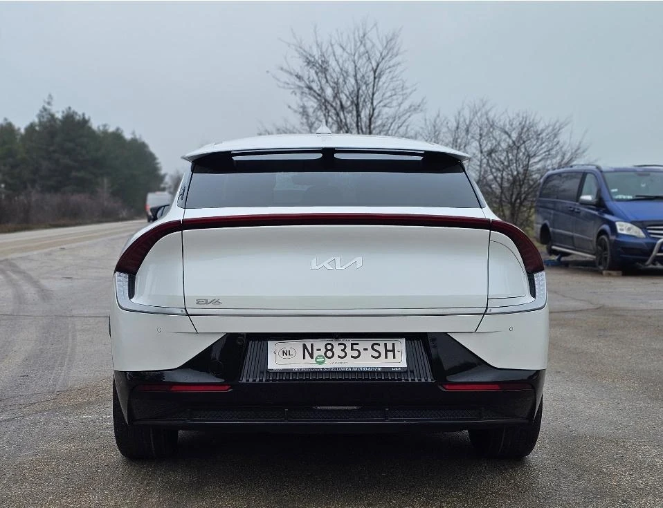 Kia EV6 Перфектна 77 КВ Голямата Батерия - изображение 6