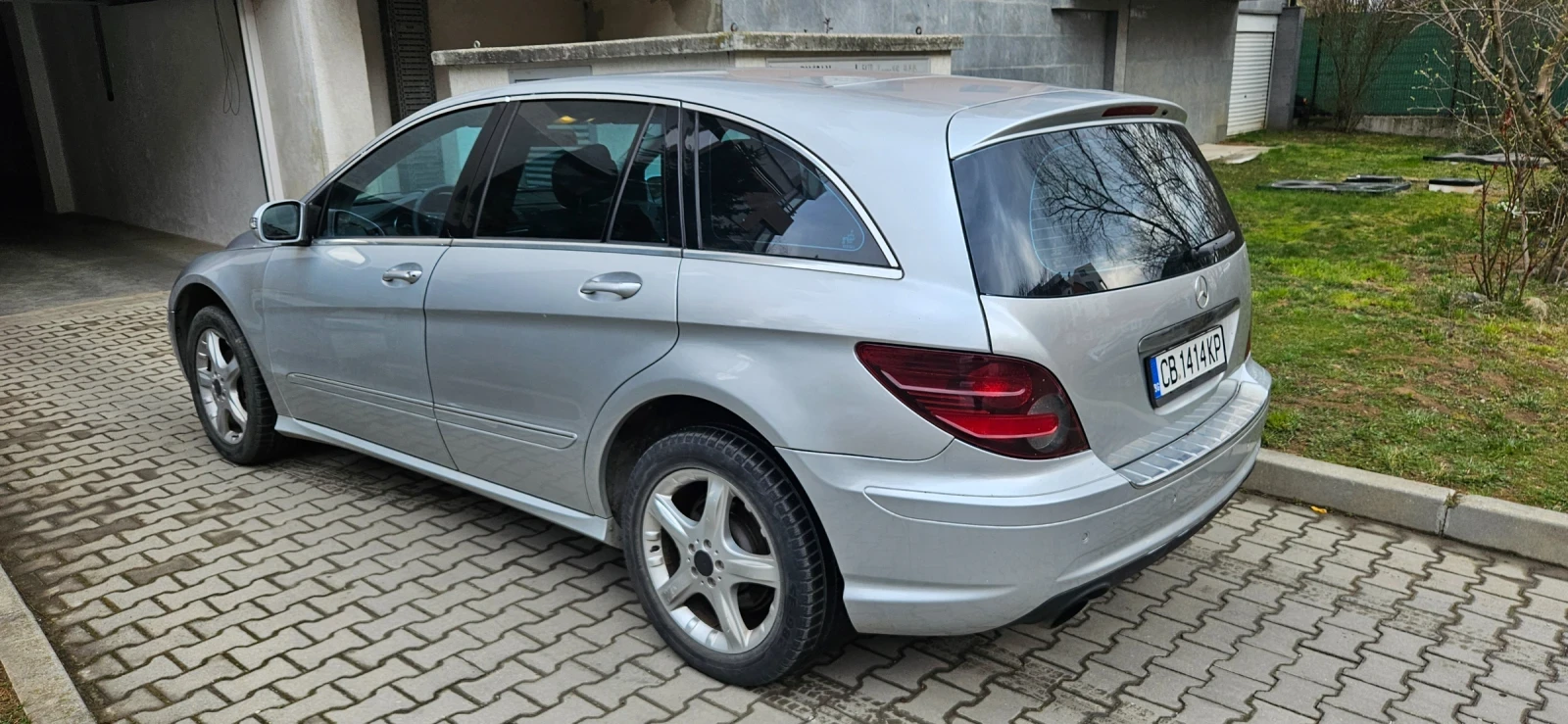 Mercedes-Benz R 320, снимка 4 - Автомобили и джипове - 53962511