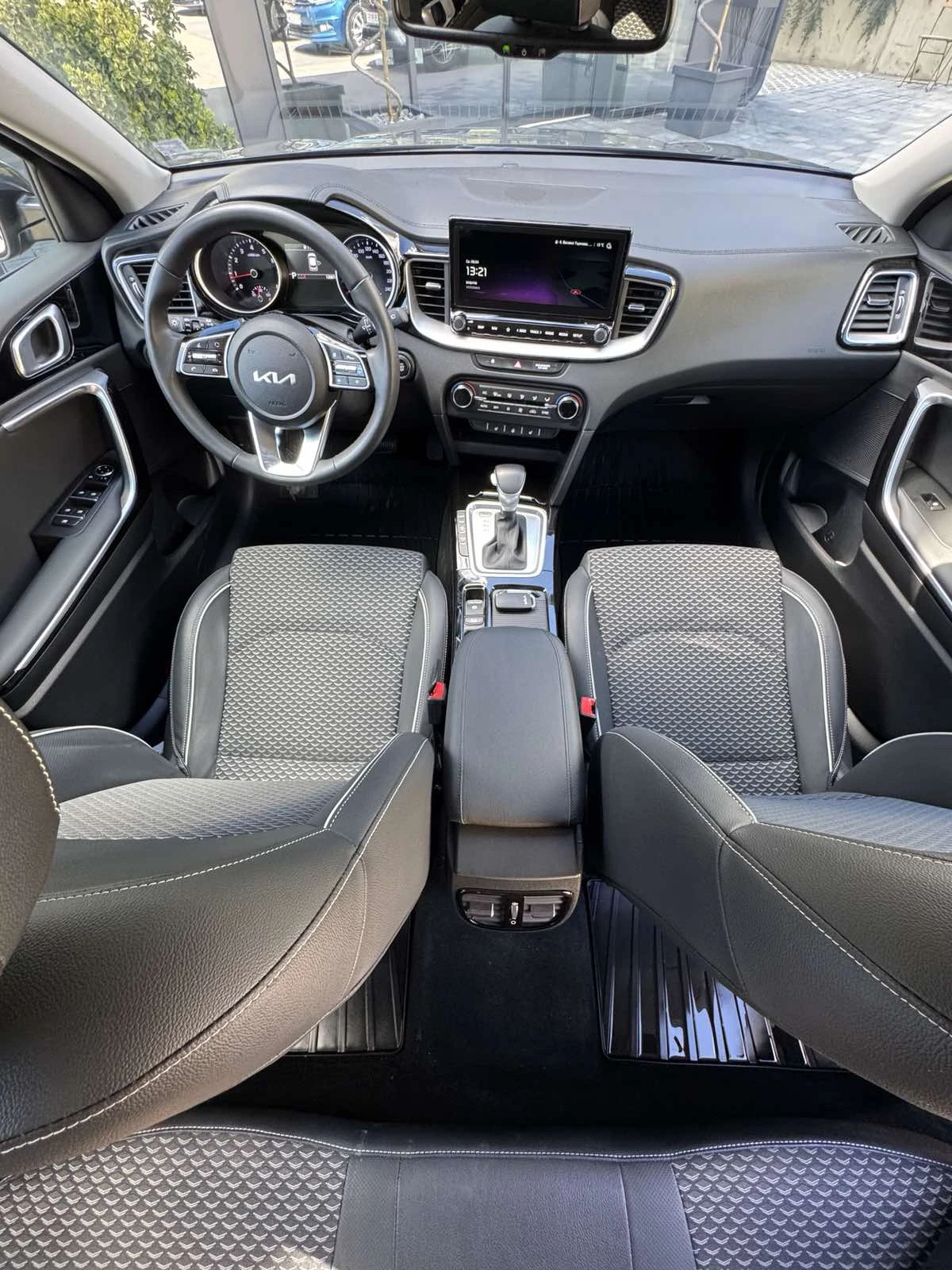 Kia XCeed, снимка 12 - Автомобили и джипове - 54139305