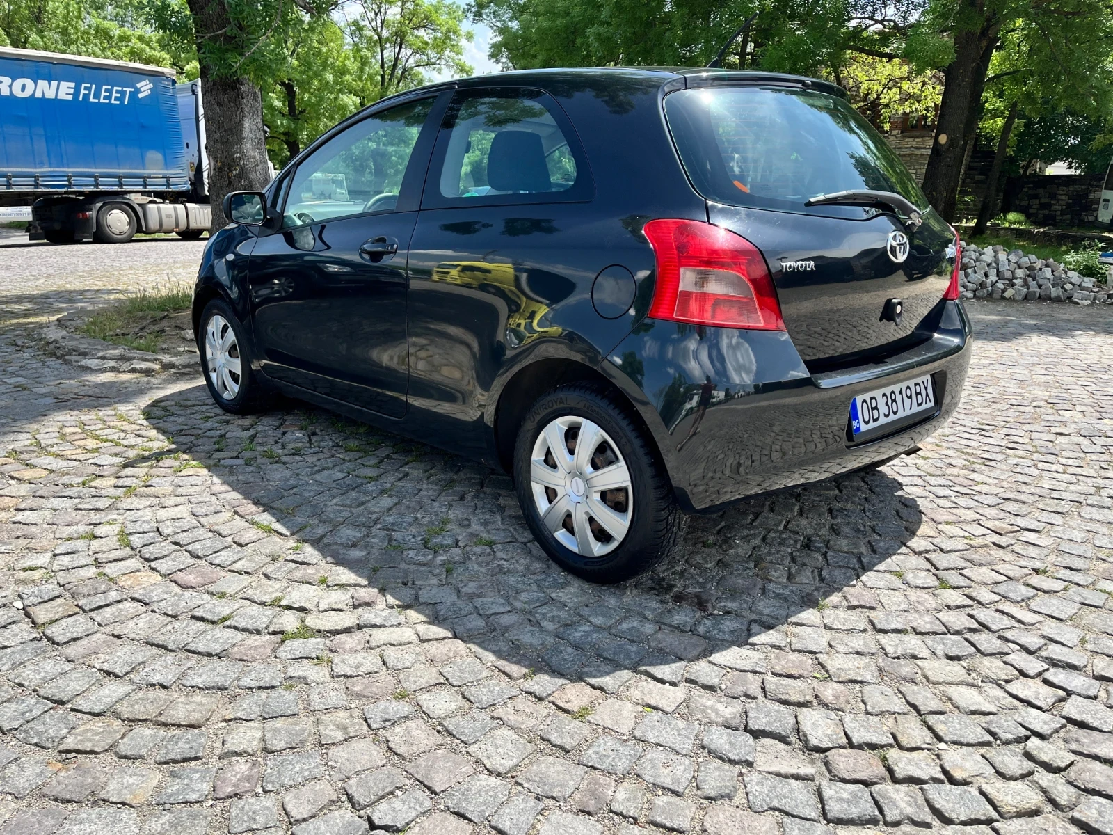 Toyota Yaris 1.3 87 kc, снимка 4 - Автомобили и джипове - 54503640