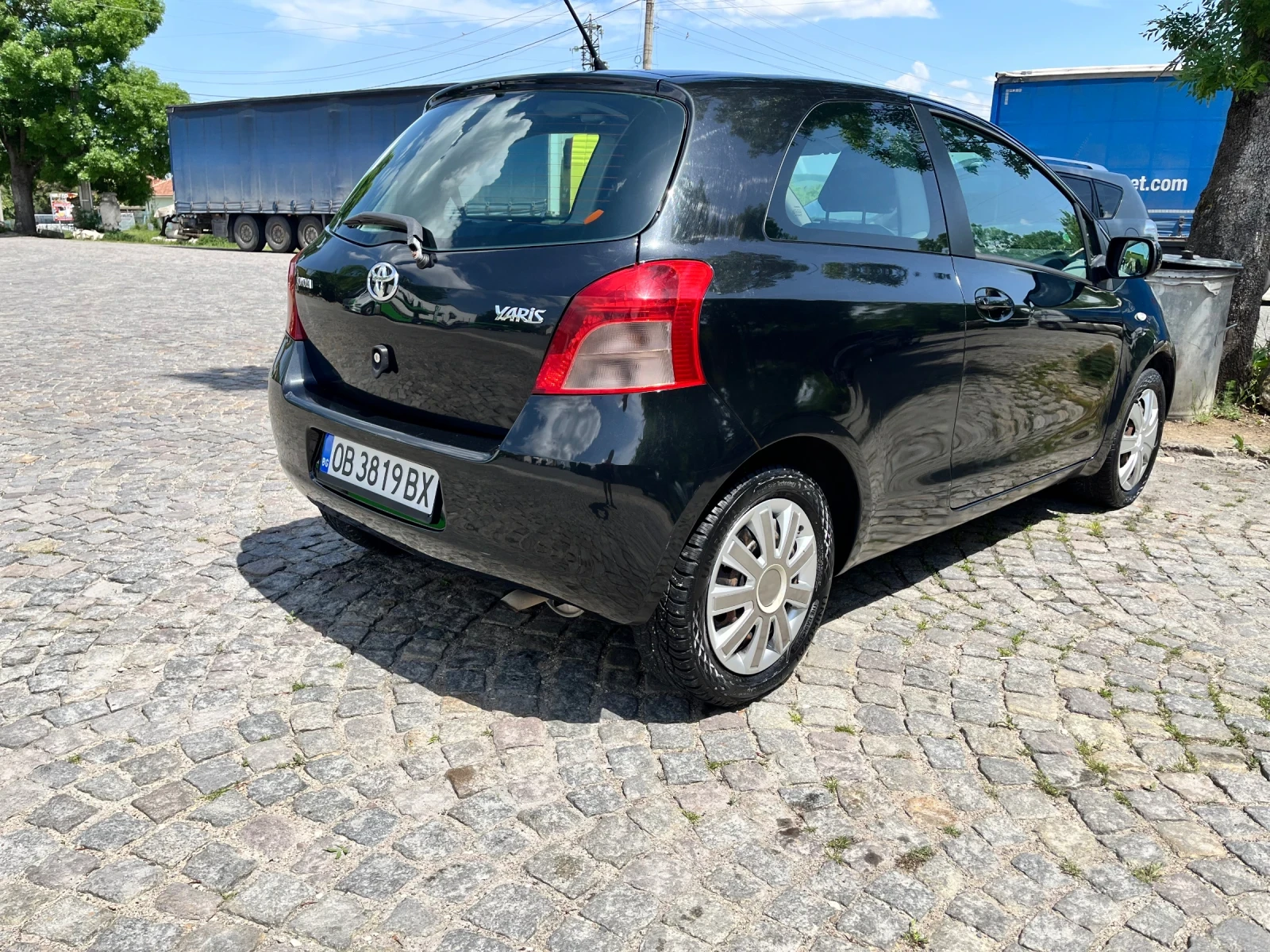Toyota Yaris 1.3 87 kc, снимка 3 - Автомобили и джипове - 54503640