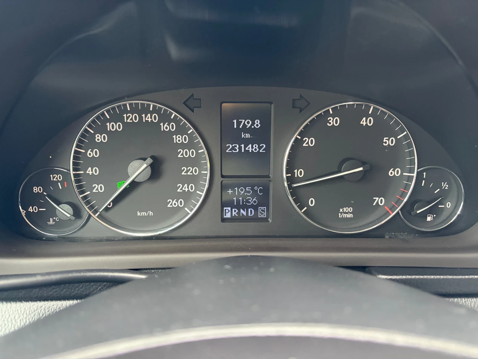Mercedes-Benz C 180 Compressor Automatik Facelift , снимка 15 - Автомобили и джипове - 54572443