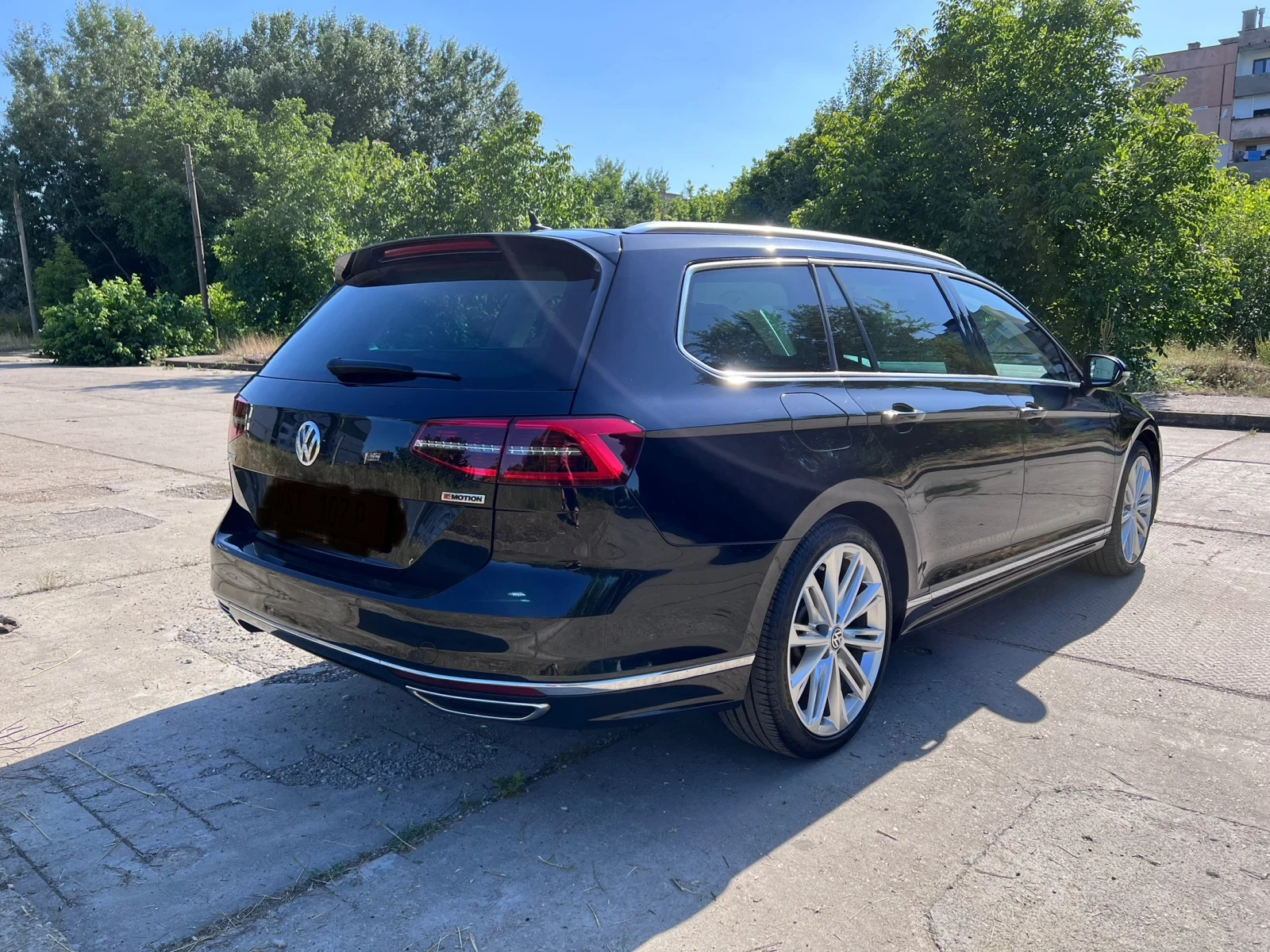 VW Passat B8 2.0 TDi 4Motion 190HP, снимка 4 - Автомобили и джипове - 55351741
