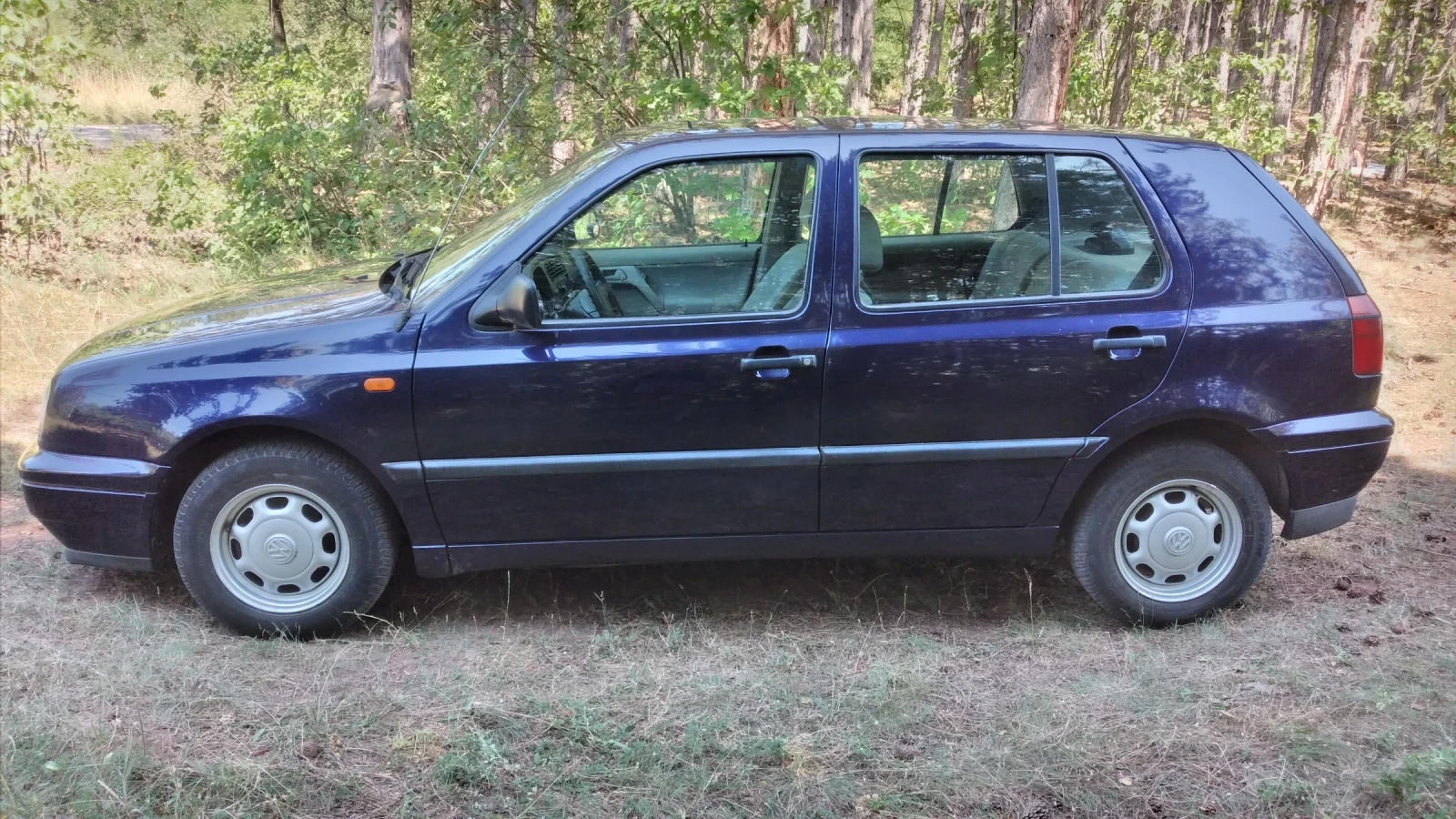 VW Golf, снимка 3 - Автомобили и джипове - 55536311