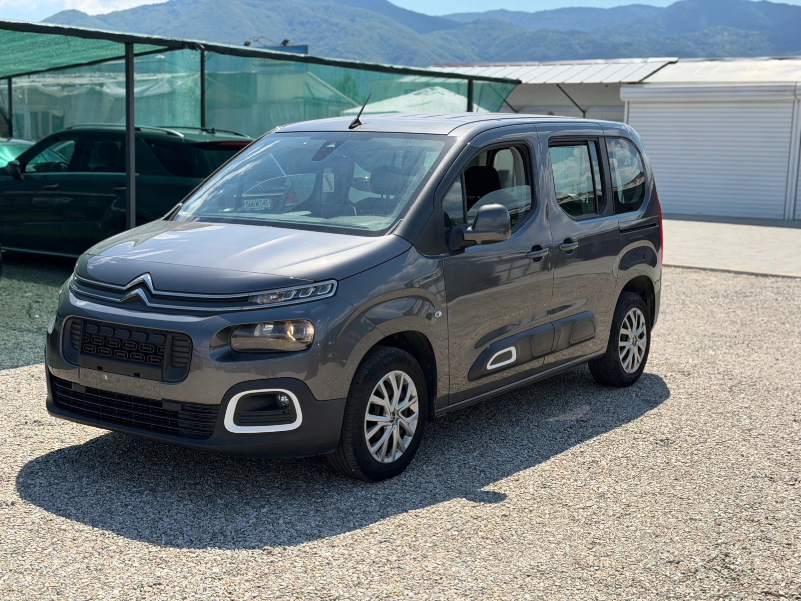 Citroen Berlingo 1.5HDI/100hp/NAVI/SERVIC BOOK/
