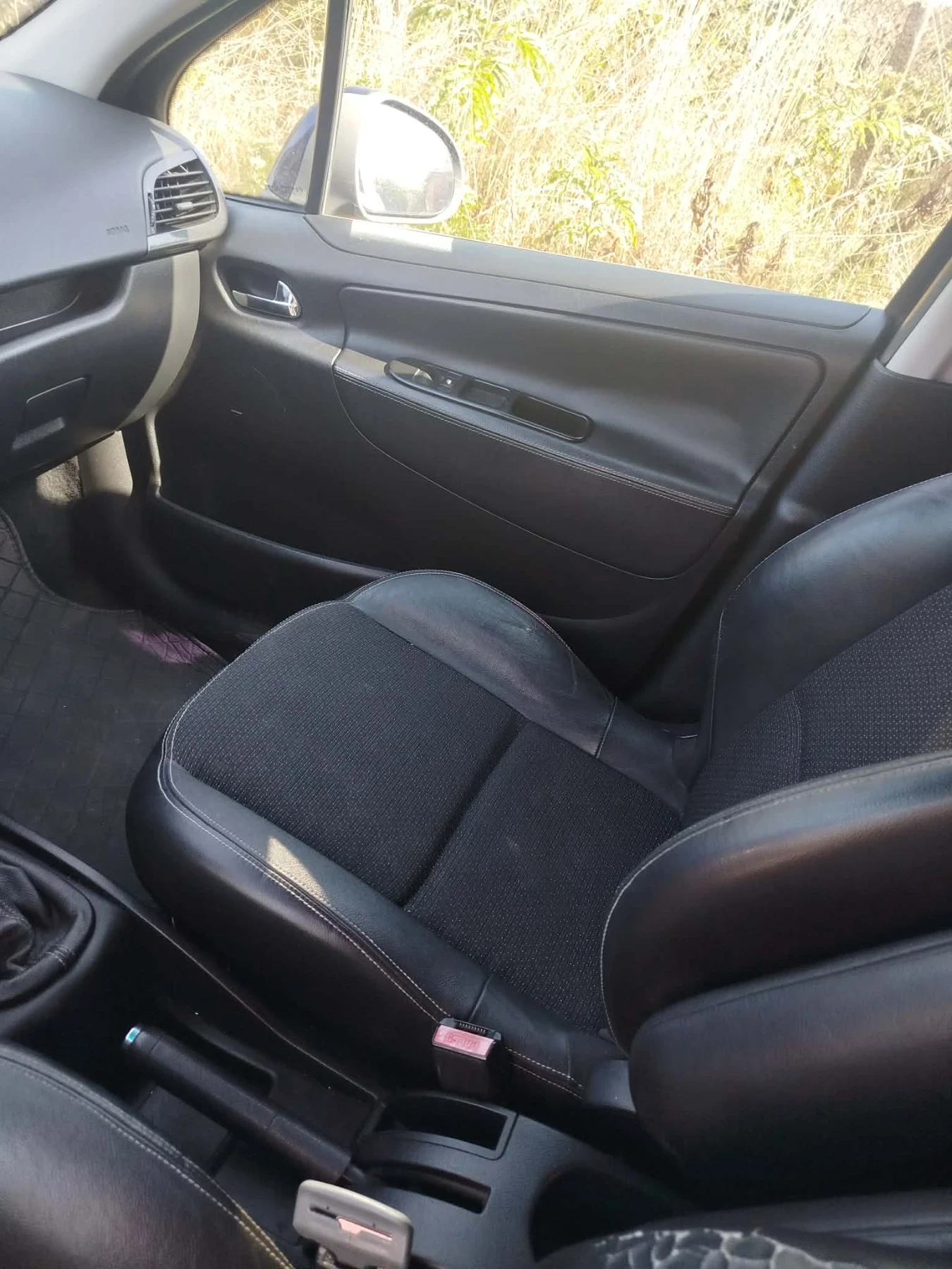 Peugeot 207, снимка 5 - Автомобили и джипове - 55588866