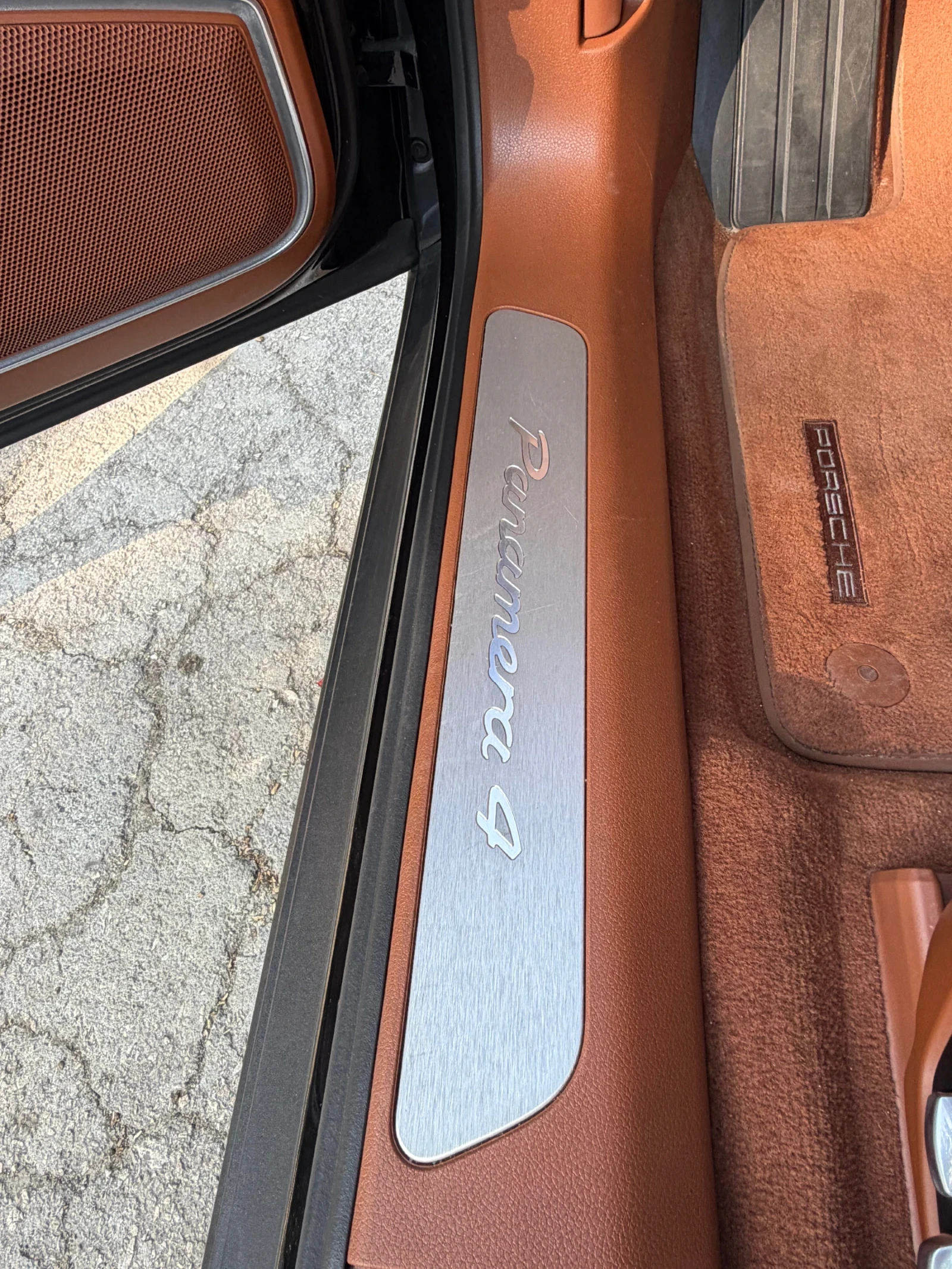 Porsche Panamera 4 AWD, снимка 13 - Автомобили и джипове - 55938134
