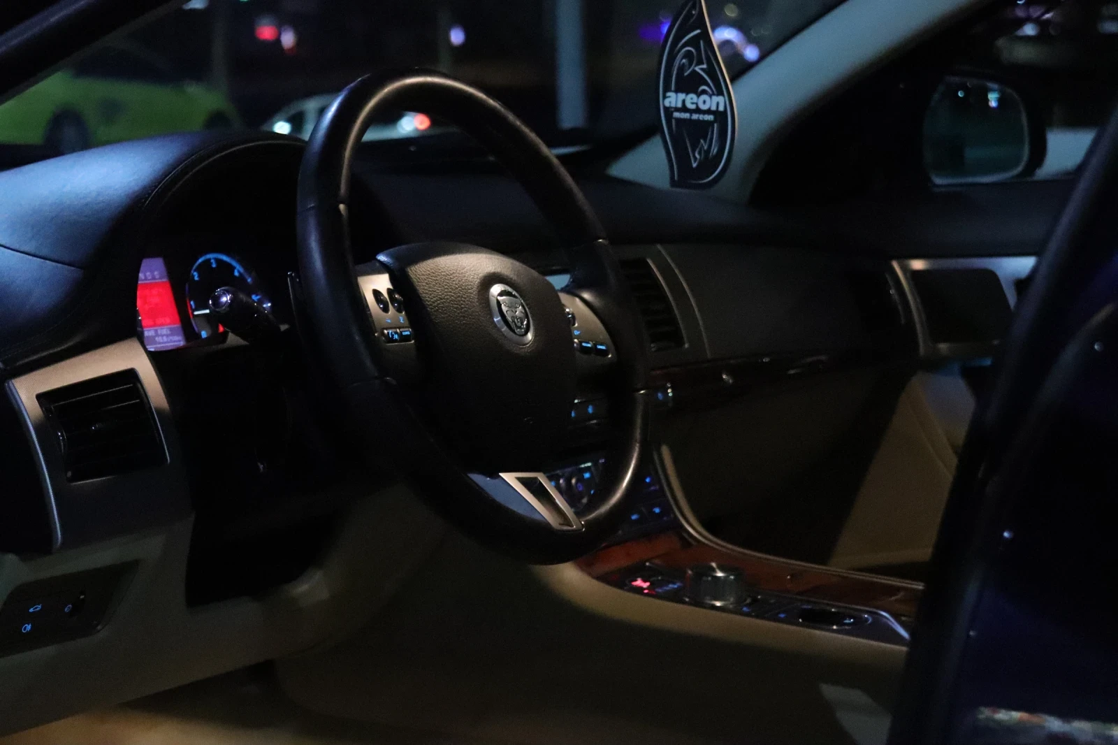 Jaguar Xf, снимка 5 - Автомобили и джипове - 56208415