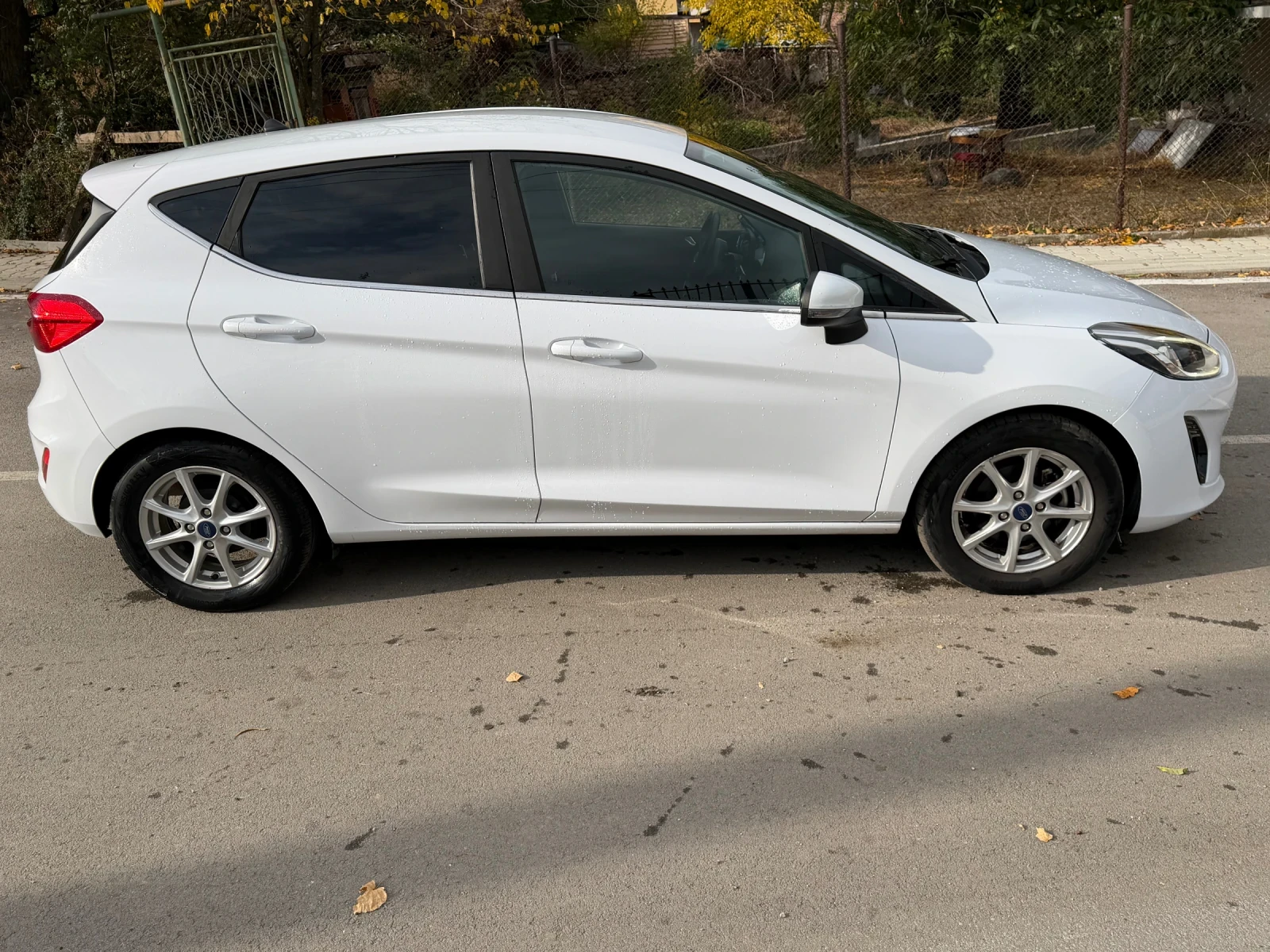 Ford Fiesta 1.0 Eco-boost Hybrid , снимка 8 - Автомобили и джипове - 56538796