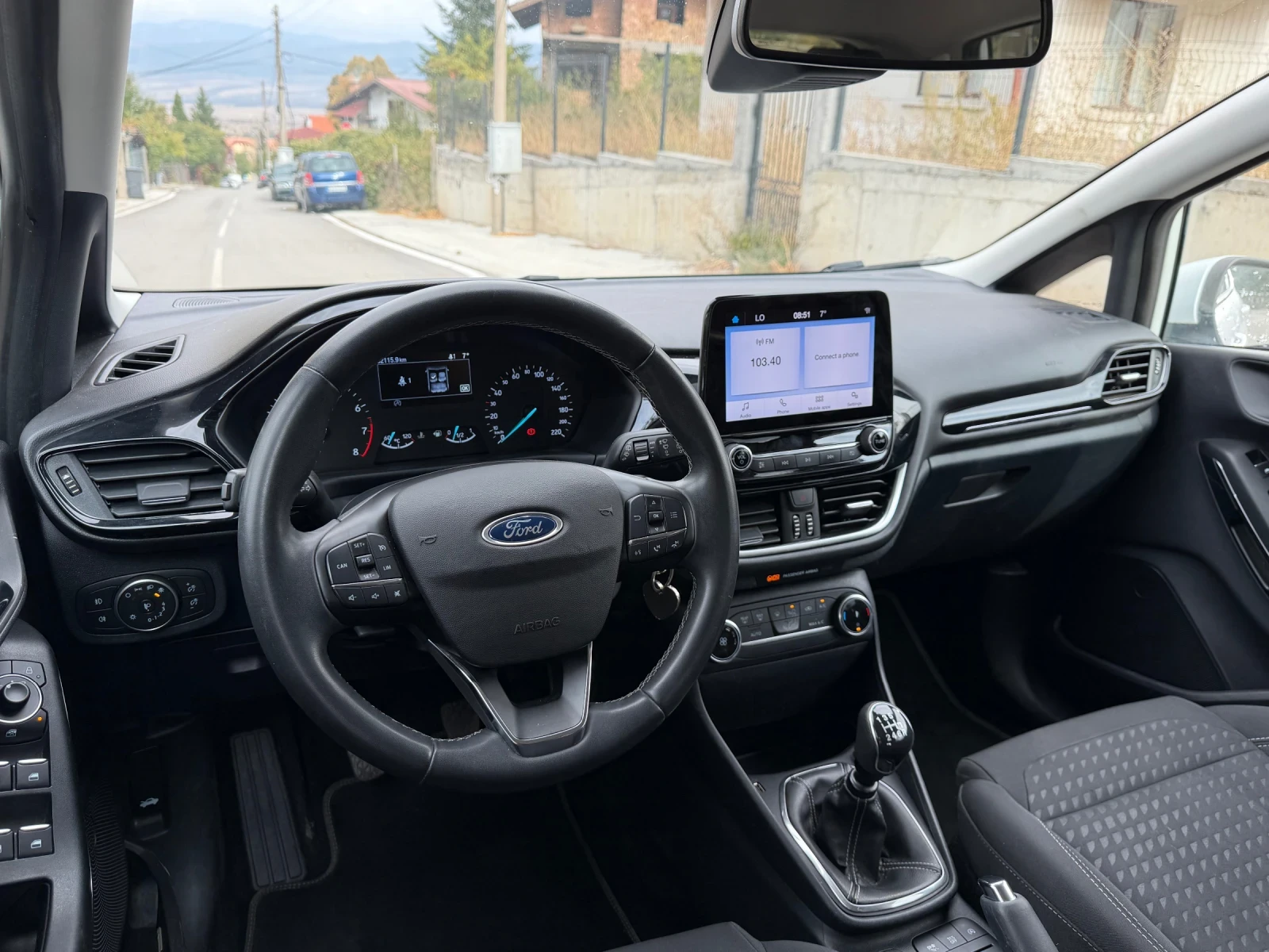 Ford Fiesta 1.0 Eco-boost Hybrid , снимка 9 - Автомобили и джипове - 56538796