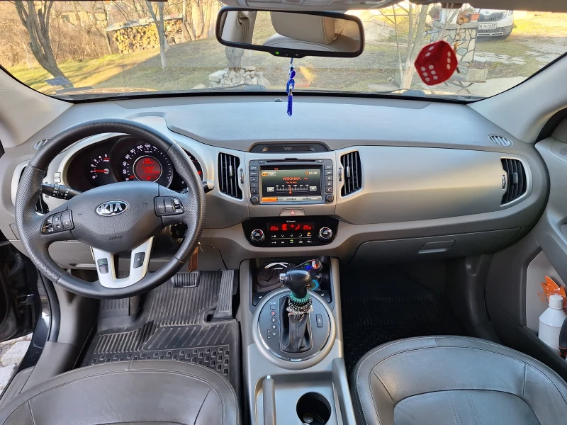 Kia Sportage, снимка 7 - Автомобили и джипове - 49361629