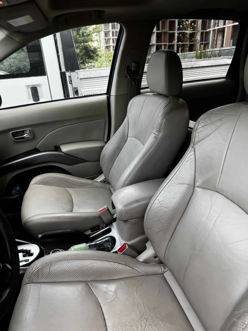 Mitsubishi Outlander 2.4 benzin/gaz , снимка 7 - Автомобили и джипове - 52309707