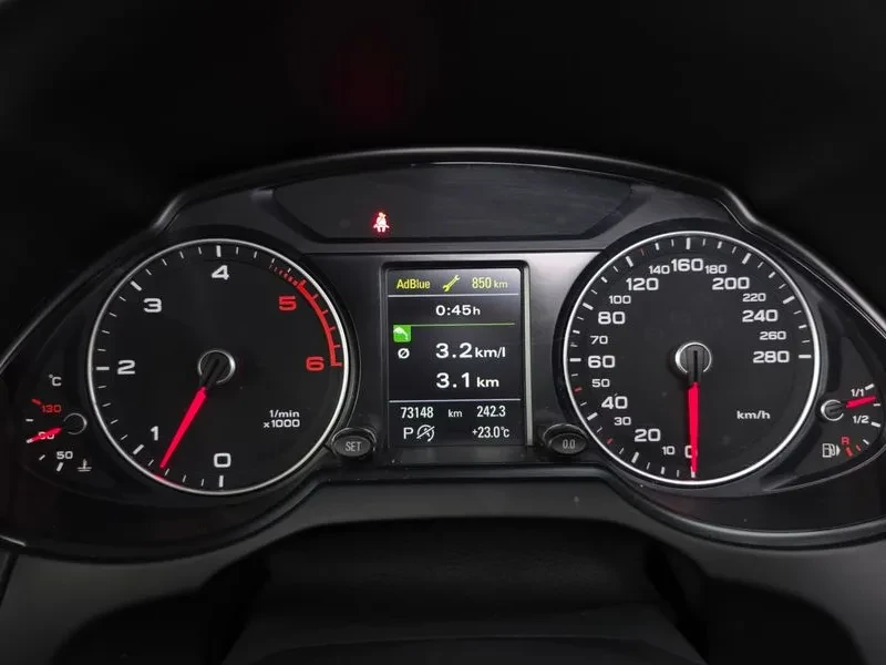 Audi Q5 45 Tdi Quattro 8R, снимка 8 - Автомобили и джипове - 55277028