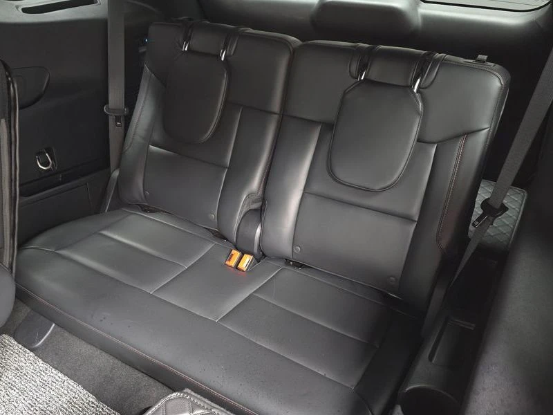 Ford Explorer 2.3 Automatic, снимка 12 - Автомобили и джипове - 55954061