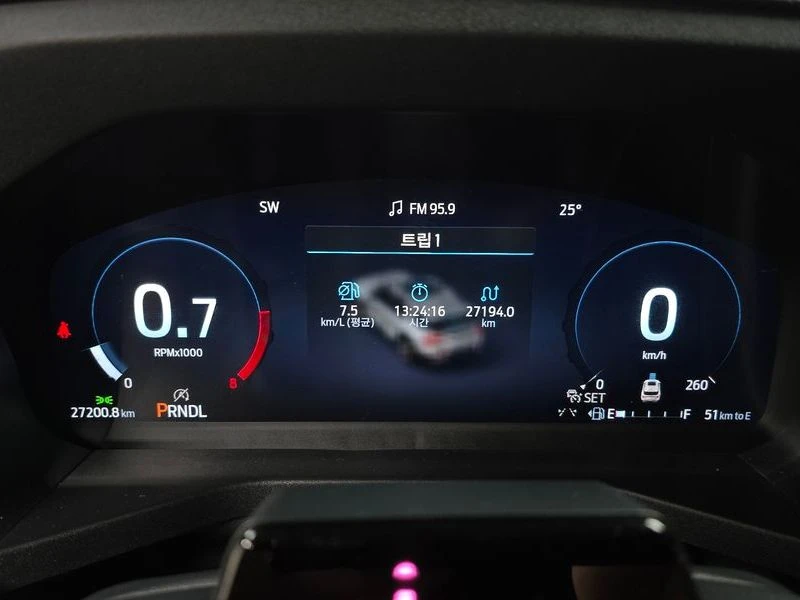 Ford Explorer 2.3 Automatic, снимка 8 - Автомобили и джипове - 55954061