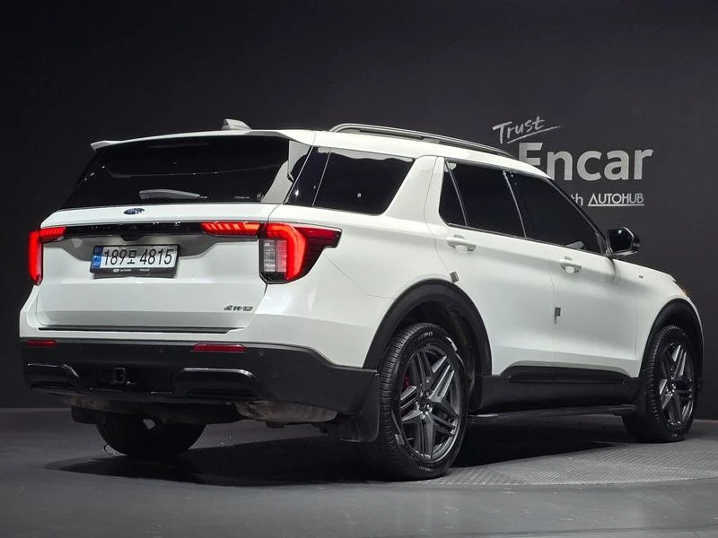 Ford Explorer 2.3 Automatic, снимка 2 - Автомобили и джипове - 55954061