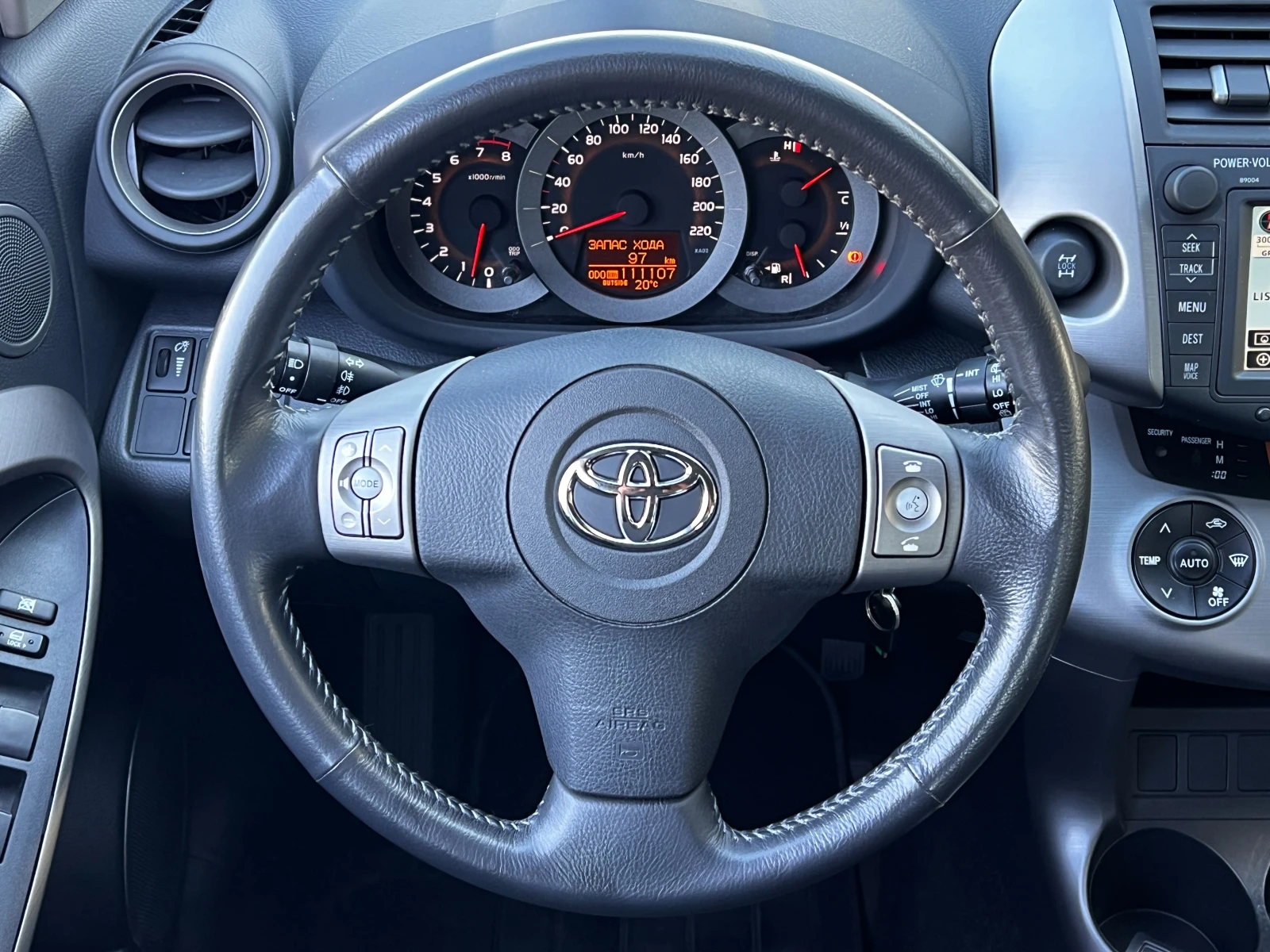 Toyota Rav4 2.0VVTi 4x4 111000km ОБСЛУЖЕН KATO HOBA - изображение 8