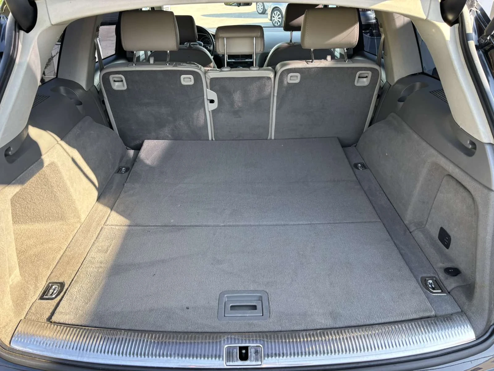 Audi Q7 3.0TDI-233КС= S-LINE= 4X4= КСЕНОН= НАВИ - изображение 10