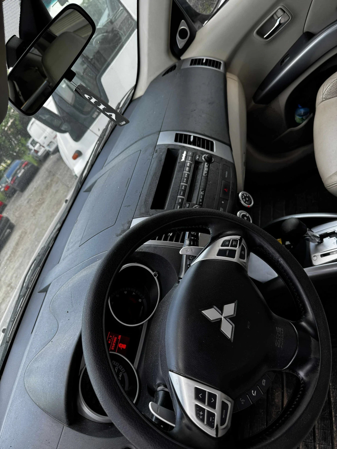 Mitsubishi Outlander 2.4 benzin/gaz  - изображение 4