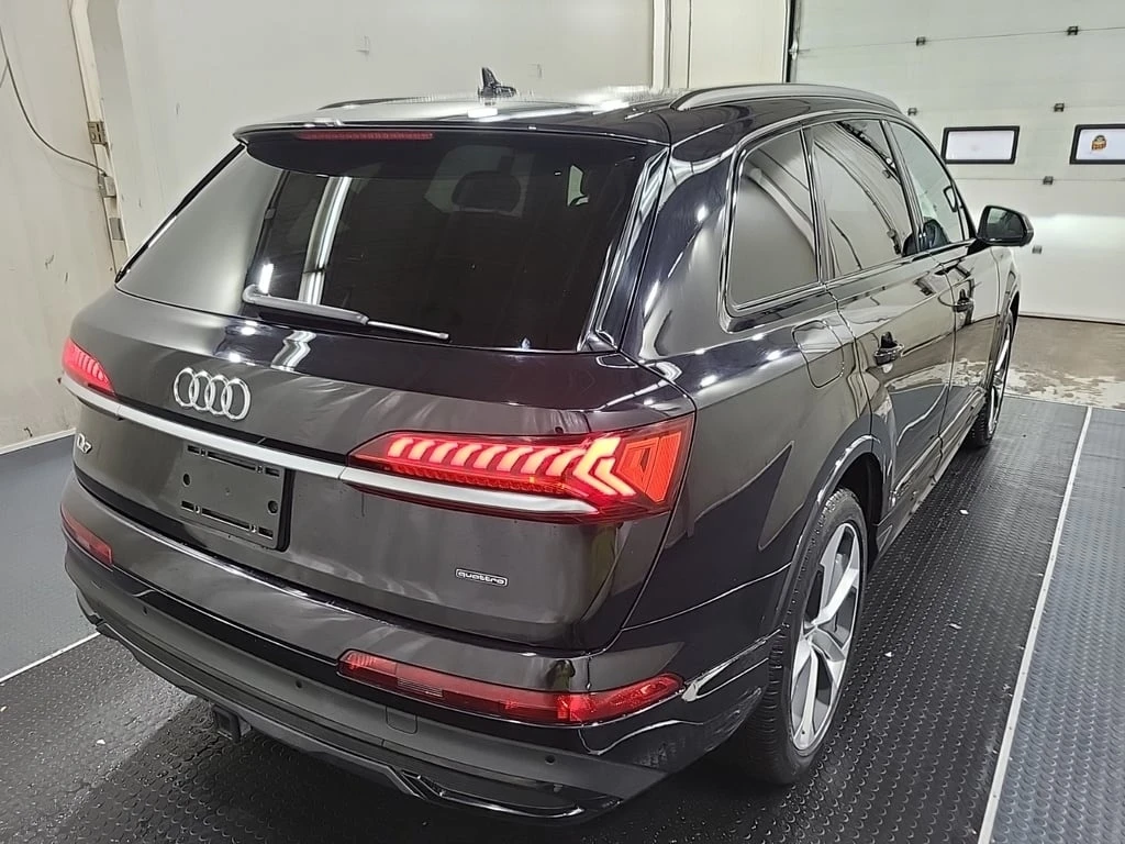 Audi Q7 * PROGRESSIV * CARFAX * БЕЗ ПЪРВОНАЧАЛНА ВНОСКА - изображение 3