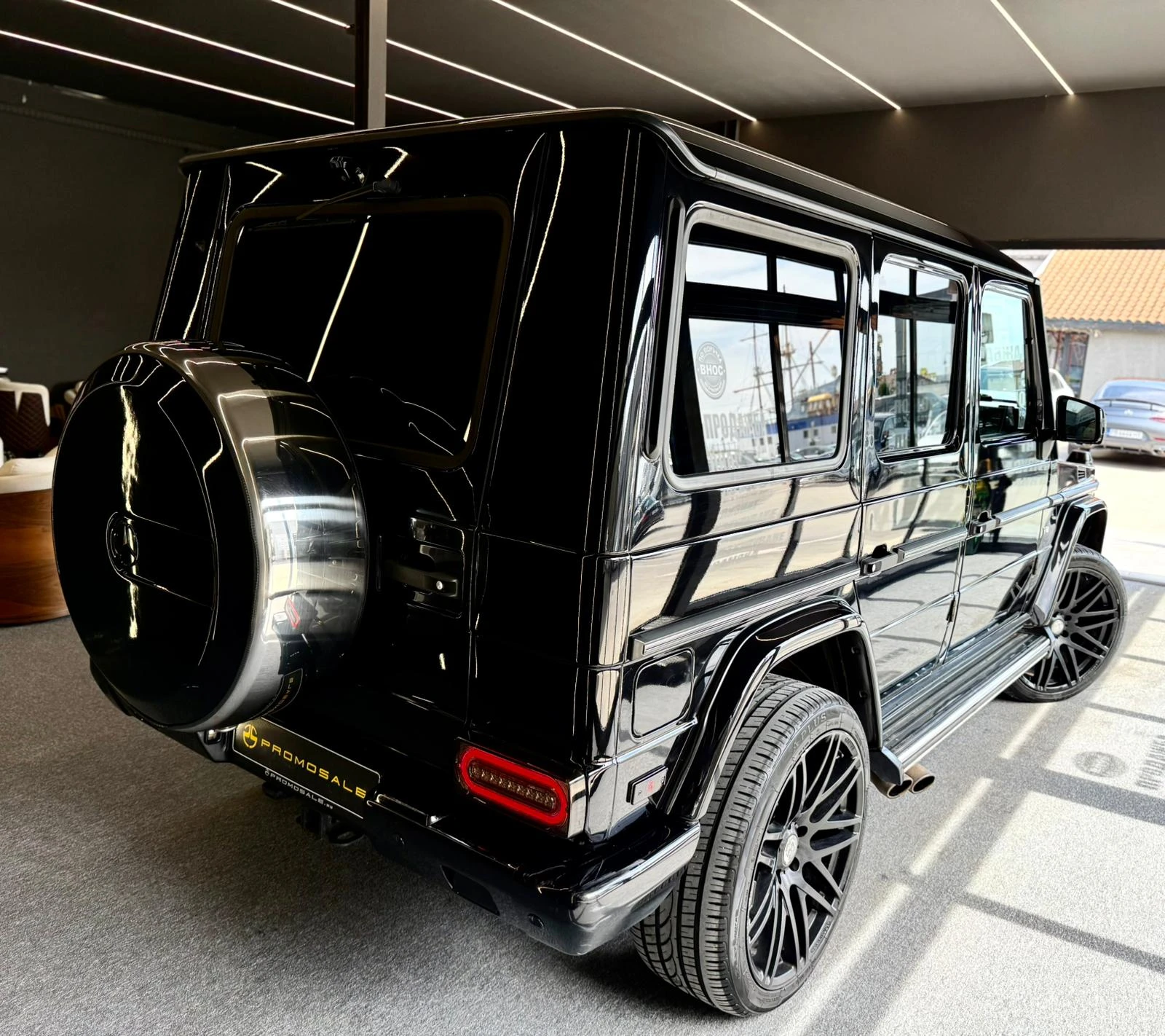 Mercedes-Benz G 500 550* 4Matic* Designo* Harman* Лизинг, снимка 6 - Автомобили и джипове - 54219529