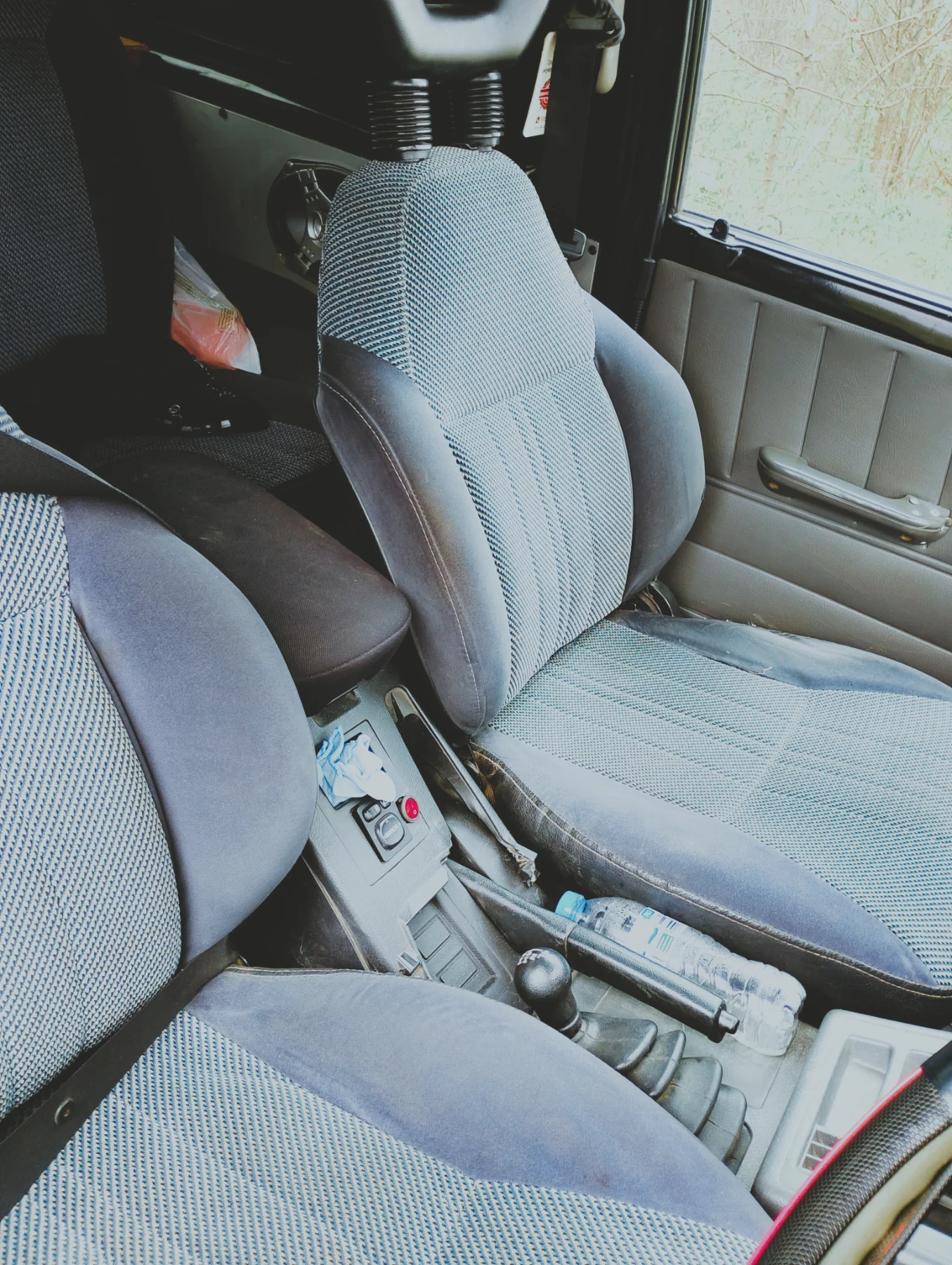 Suzuki Vitara 1, 6 8 в, снимка 10 - Автомобили и джипове - 54284178