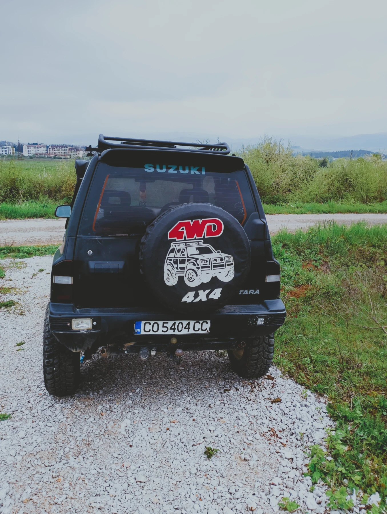 Suzuki Vitara 1, 6 8 в, снимка 8 - Автомобили и джипове - 54284178