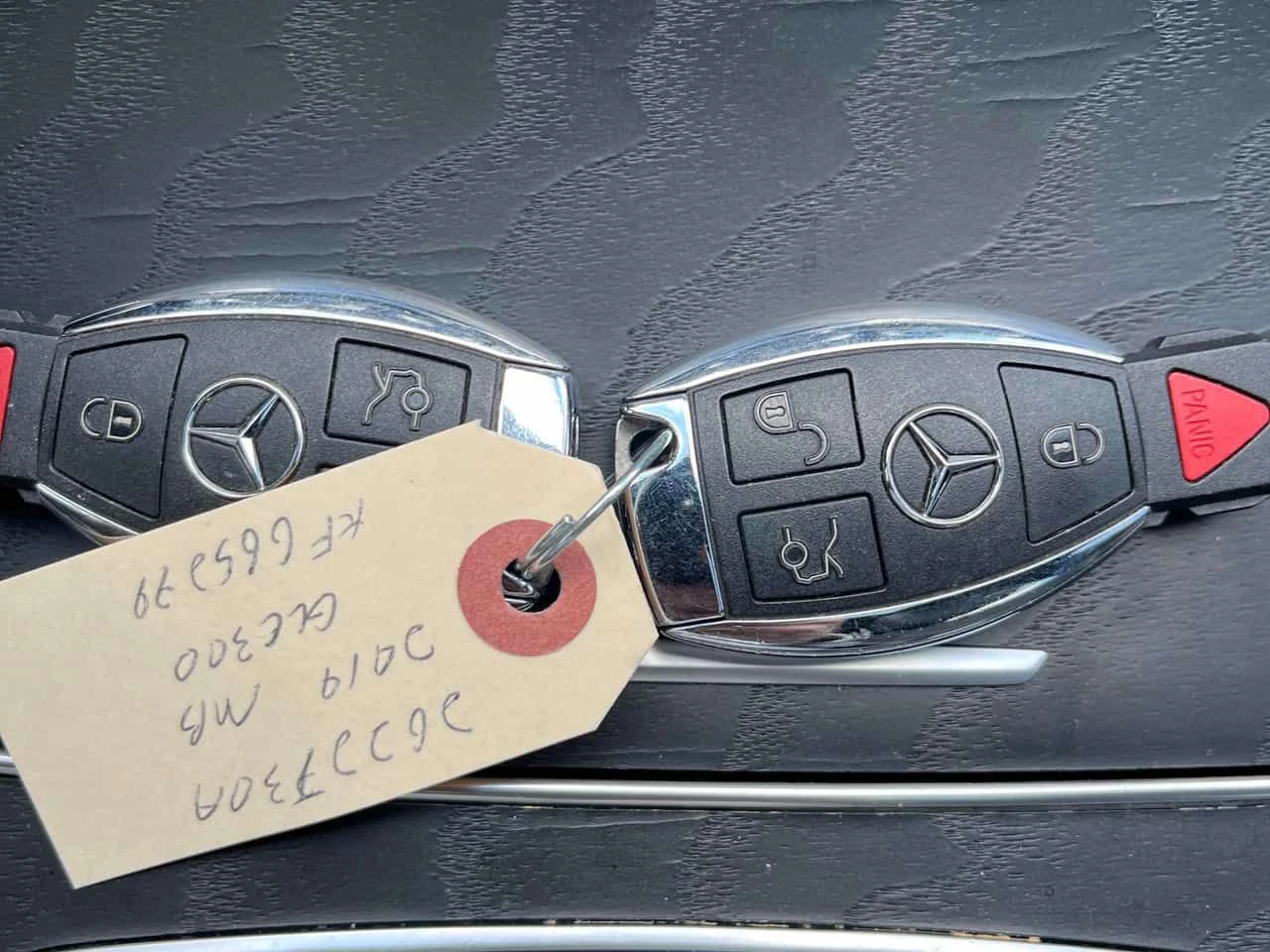 Mercedes-Benz GLC * 300 * CARFAX * БЕЗ ПЪРВОНАЧАЛНА ВНОСКА, снимка 10 - Автомобили и джипове - 54539873