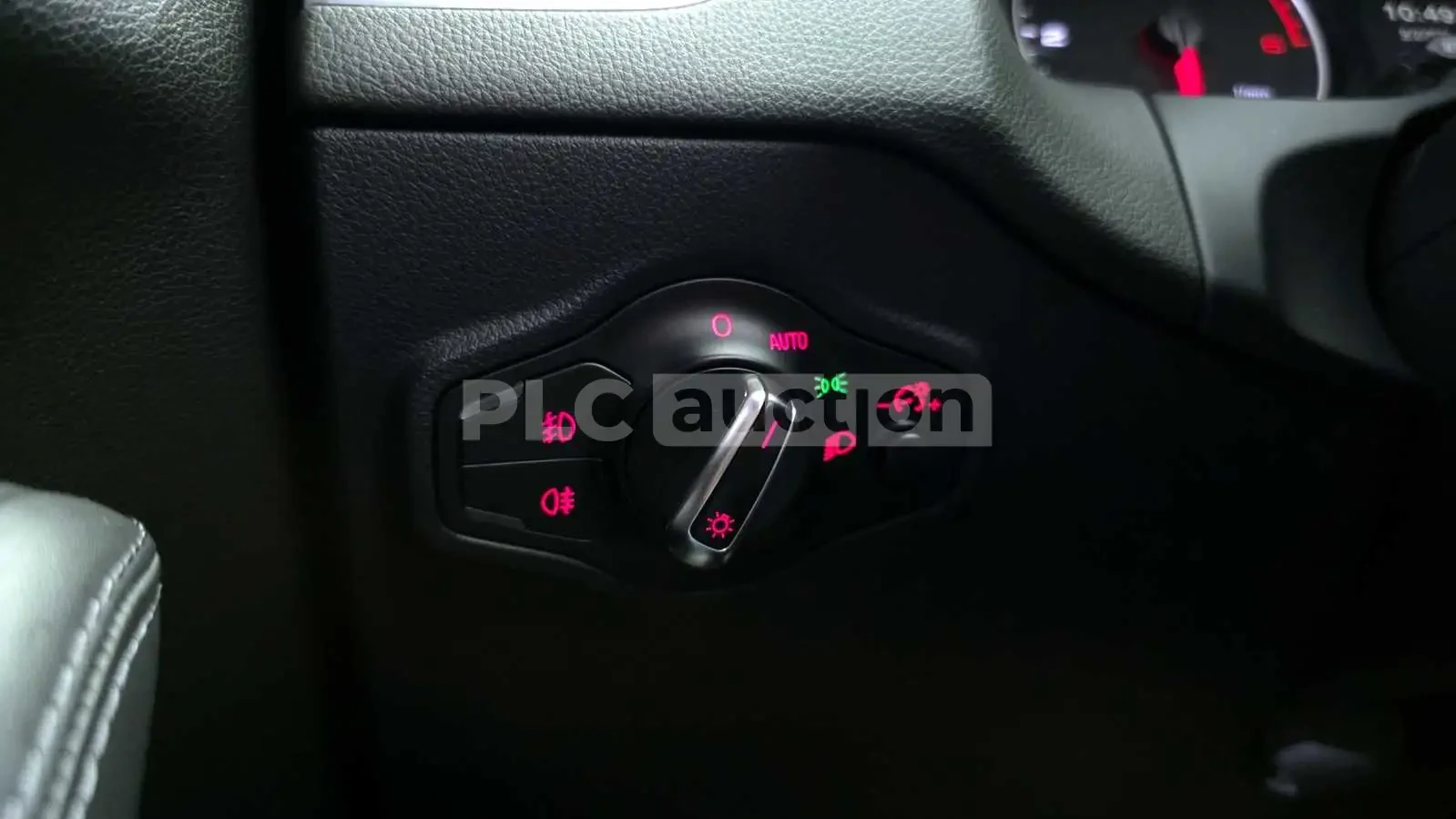 Audi Q5 3.0TDI QUATTRO| PANO| CAM| ПОДГРЕВ| вкл.ТЕХНОТЕСТ, снимка 12 - Автомобили и джипове - 54596065