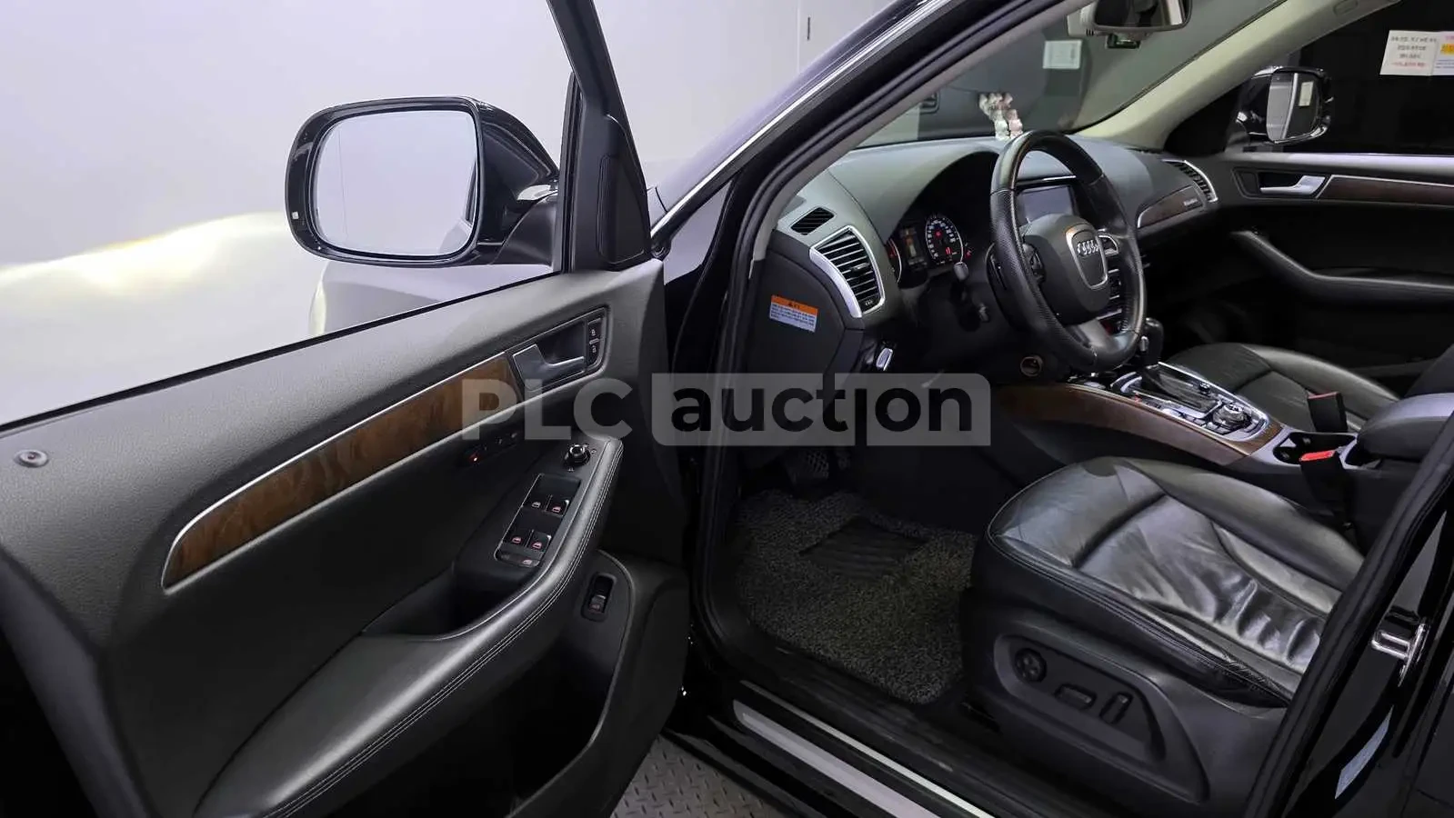 Audi Q5 3.0TDI QUATTRO| PANO| CAM| ПОДГРЕВ| вкл.ТЕХНОТЕСТ, снимка 5 - Автомобили и джипове - 54596065