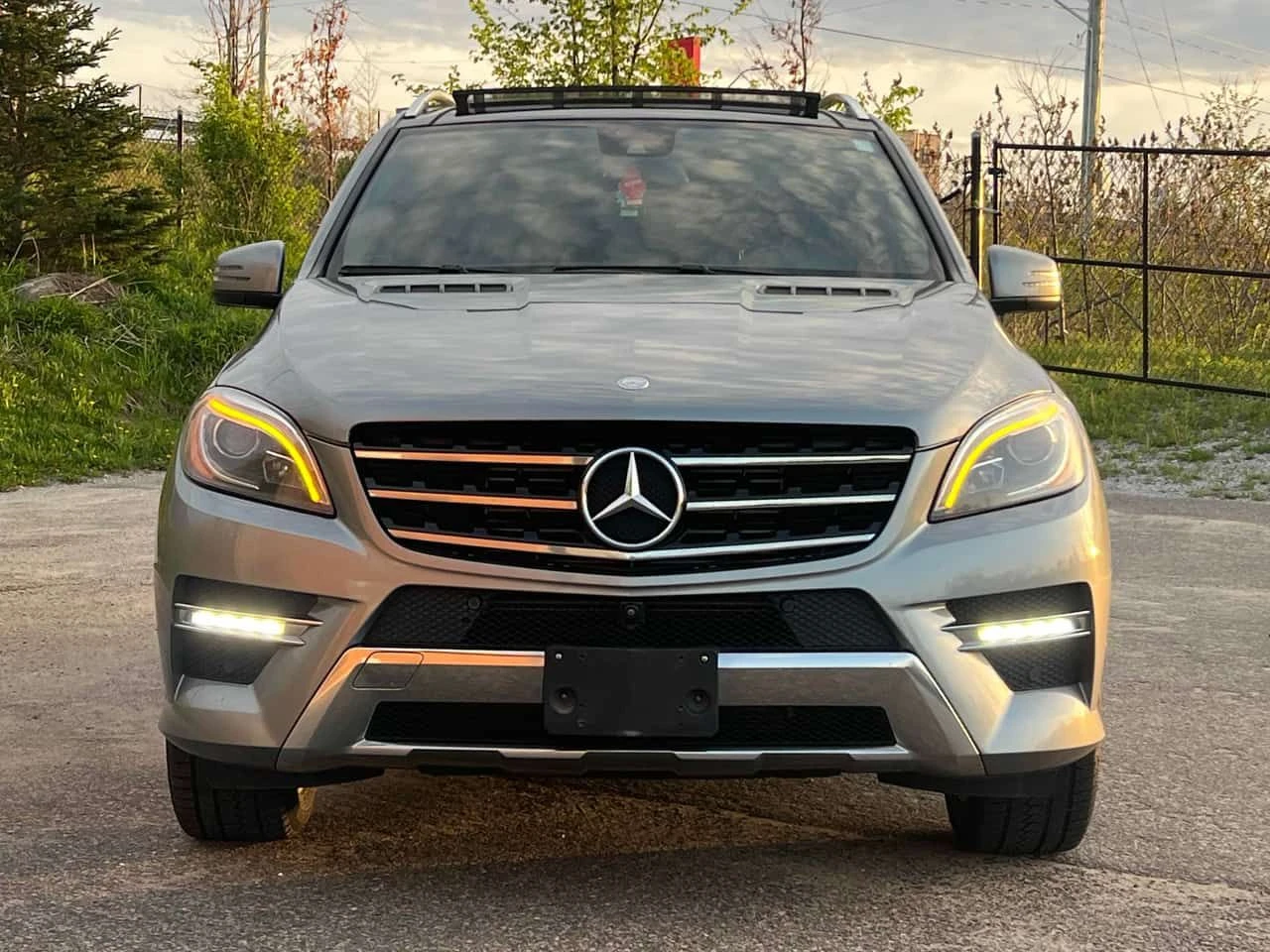 Mercedes-Benz ML 350 * BlueTEC * HARMAN/KARDON* PANORAMA* 360КАМЕРИ* , снимка 6 - Автомобили и джипове - 54792528