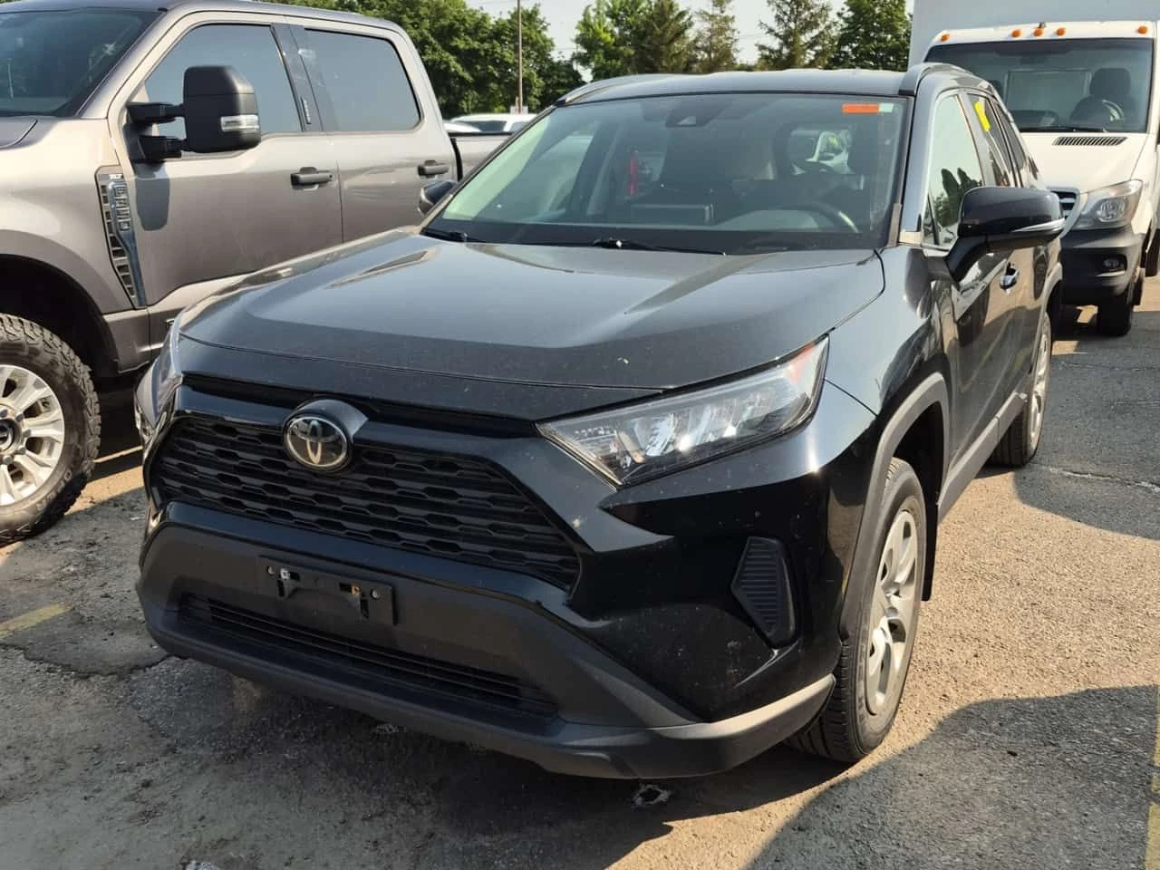Toyota Rav4 LE| ПОДГРЕВИ| 2 КЛЮЧА| ГУМИ С ДЖАНТИ
