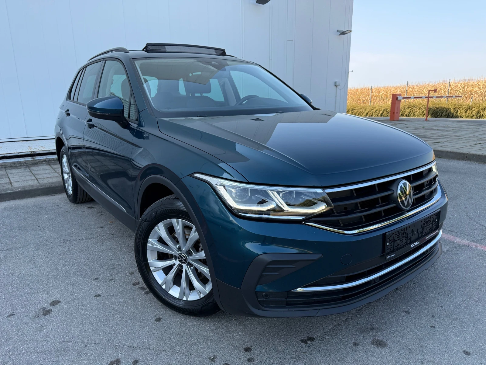 VW Tiguan 2.0TDI DSG IQ-LIGHT PANORAMA | Mobile.bg � ����������� 7