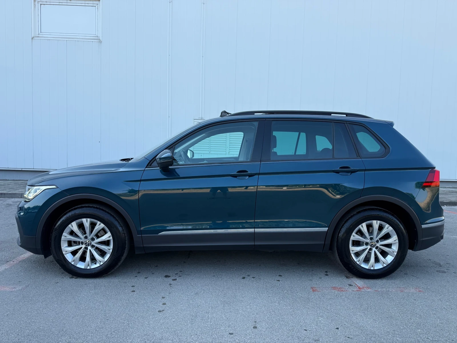 VW Tiguan 2.0TDI DSG IQ-LIGHT PANORAMA | Mobile.bg � ����������� 2