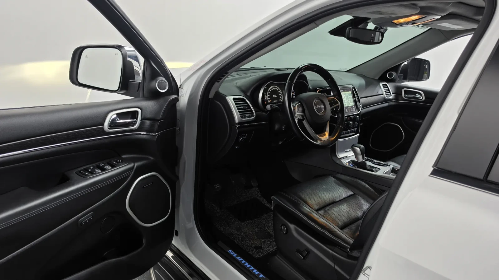 Jeep Grand cherokee 3.6 SUMMIT * КРАЙНА ЦЕНА* HARMON KARDON, снимка 6 - Автомобили и джипове - 55982488