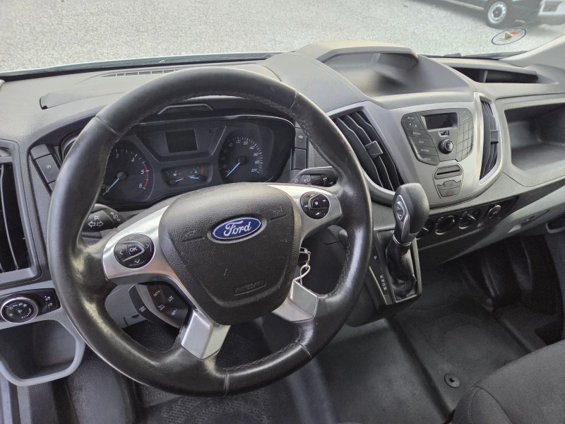 Ford Transit 2.0 TDCi, Автомат, Климатик, Евро 6, снимка 10 - Бусове и автобуси - 51609382