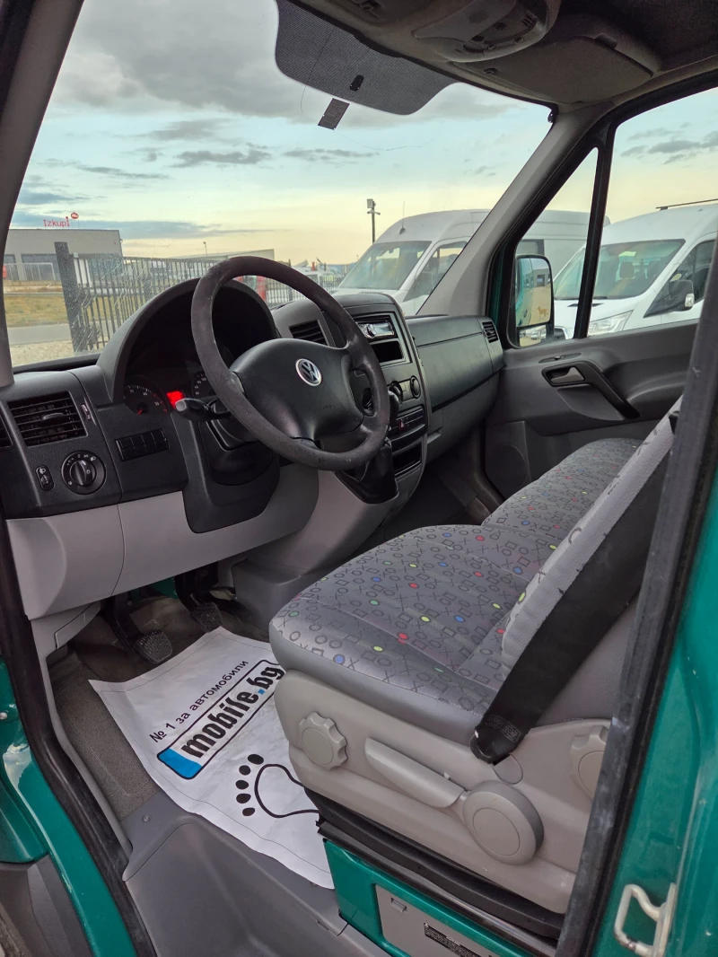 VW Crafter 2.5 TDI, снимка 9 - Бусове и автобуси - 51859174