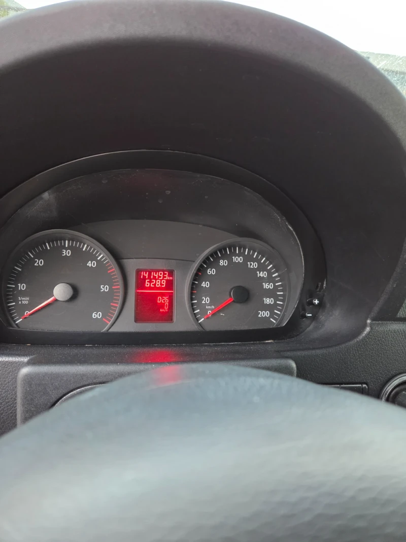 VW Crafter 2.5 TDI, снимка 10 - Бусове и автобуси - 51859174