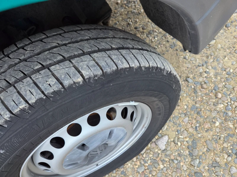 VW Crafter 2.5 TDI, снимка 7 - Бусове и автобуси - 51859174