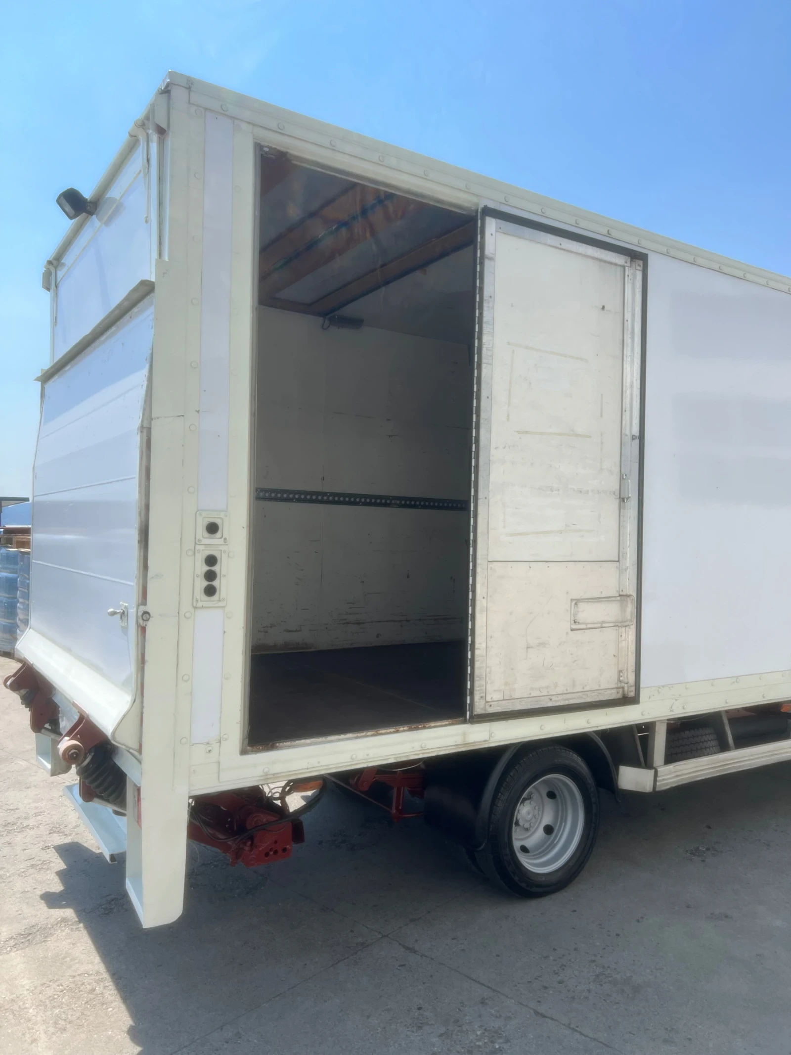 Iveco Daily 2.8 Turbo / Падащ борд, Дв.гума 3.5т, снимка 9 - Бусове и автобуси - 55706661