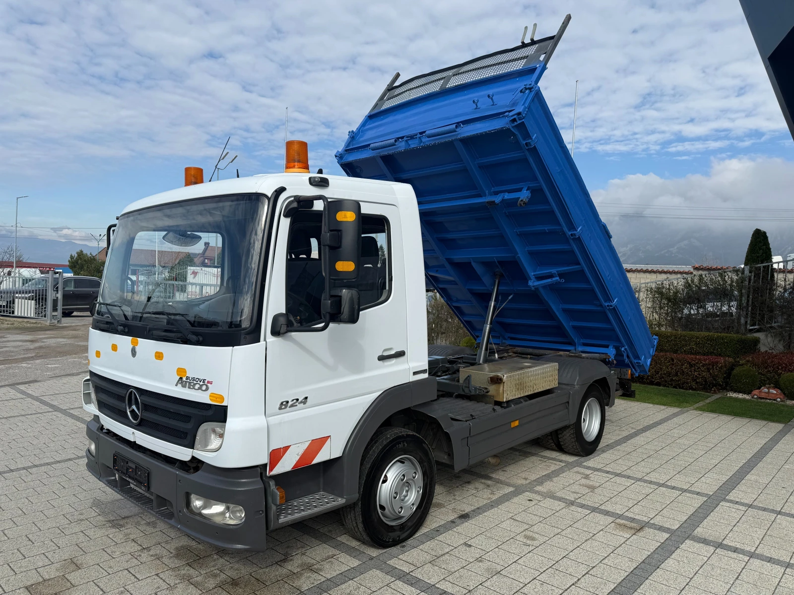 Mercedes-Benz Atego 824 Bluetec4 3-����� 4.00�. | Mobile.bg � ����������� 3