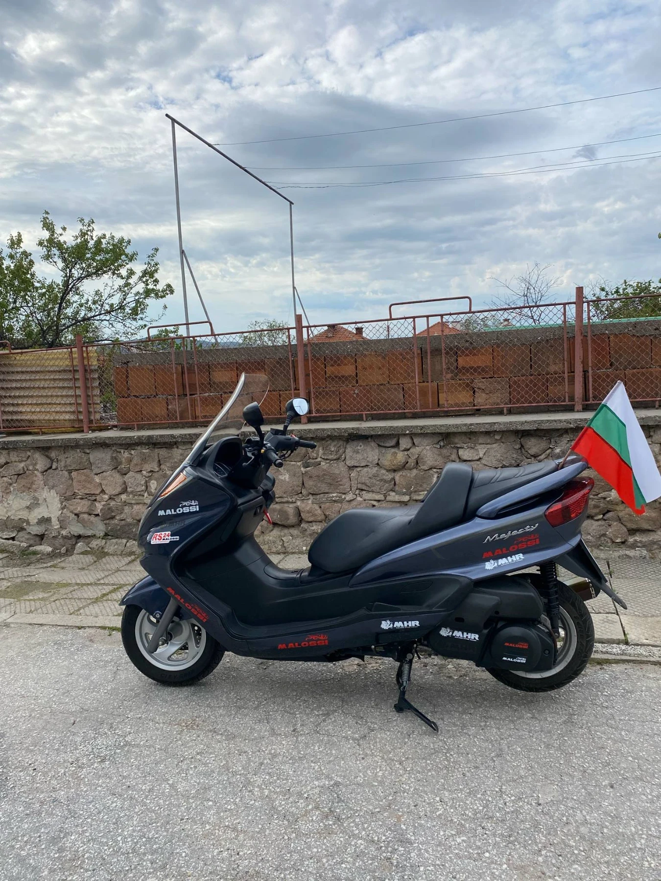 Yamaha Majesty 250 - изображение 2