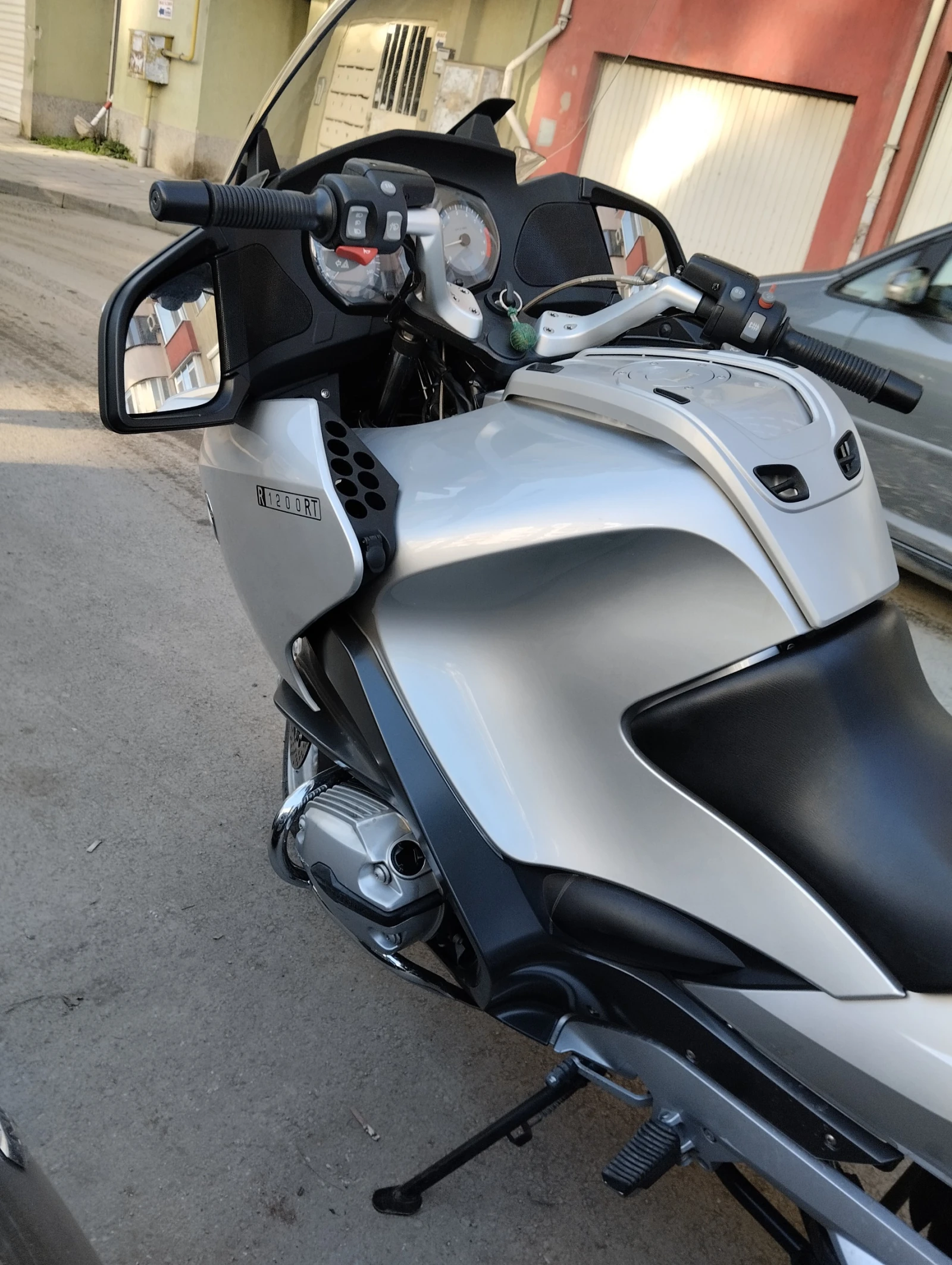 BMW R  - изображение 5